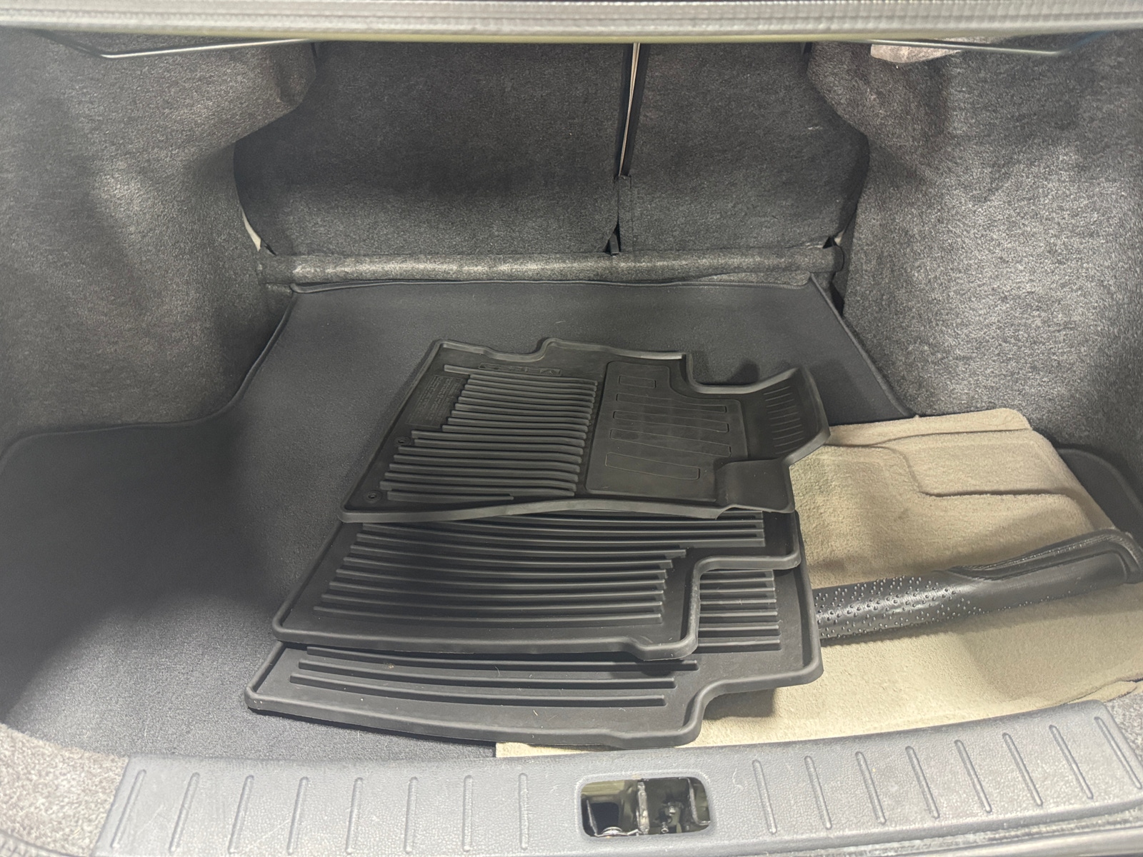 Thumbnail: 2016 Nissan Versa - 7