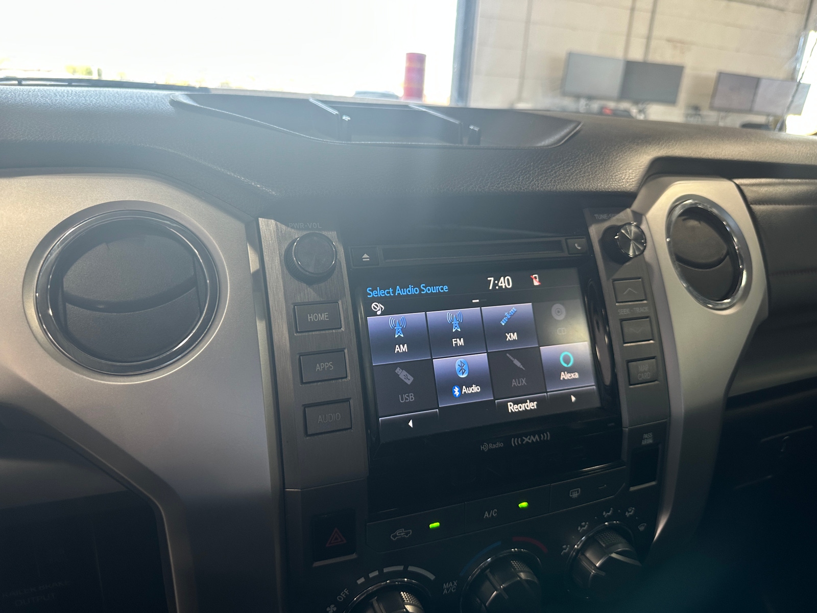 Thumbnail: 2019 Toyota Tundra - 3