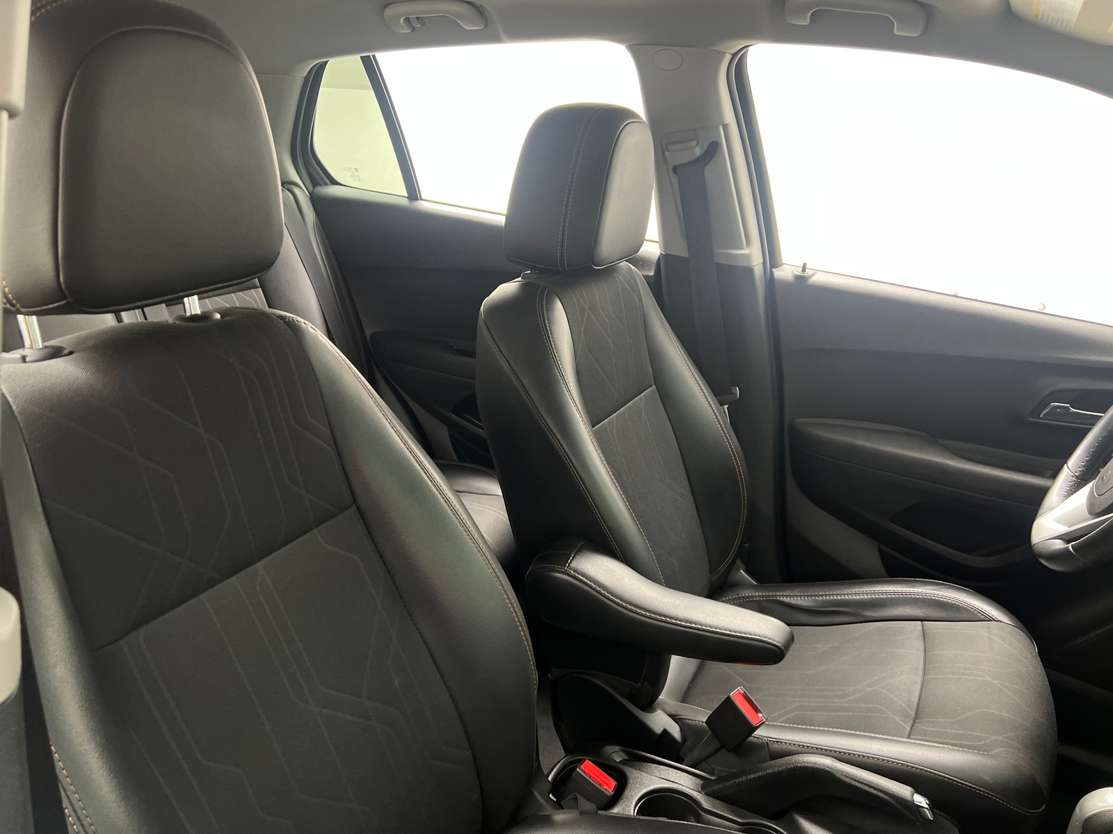 Thumbnail: 2018 Chevrolet Trax - 2