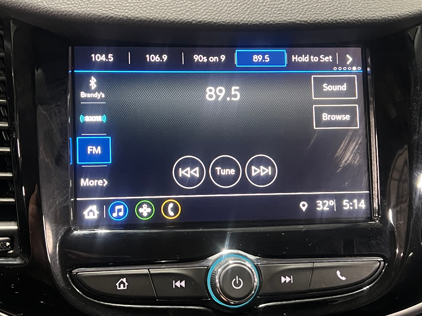 Thumbnail: 2018 Chevrolet Trax - 4