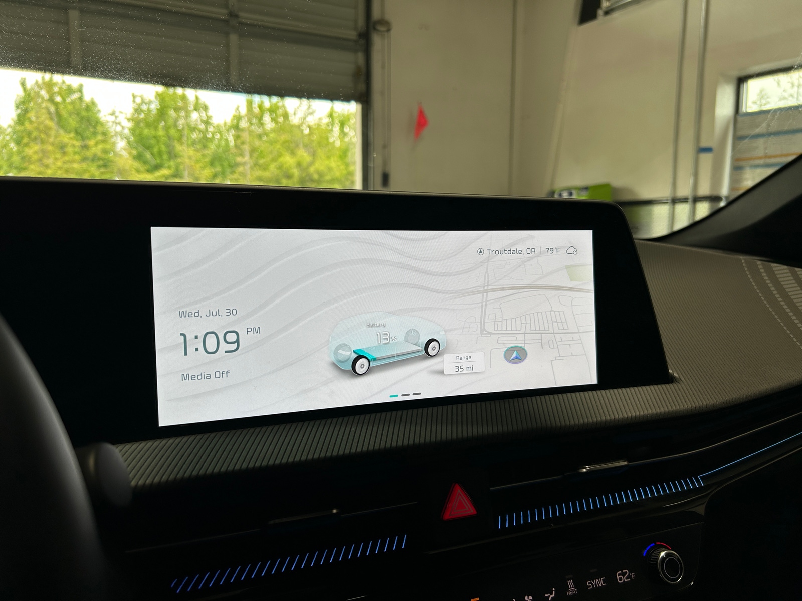 Thumbnail: 2024 Kia EV6 - 3