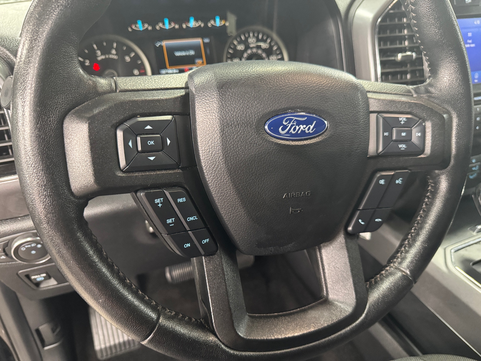 Thumbnail: 2020 Ford Econoline - 5