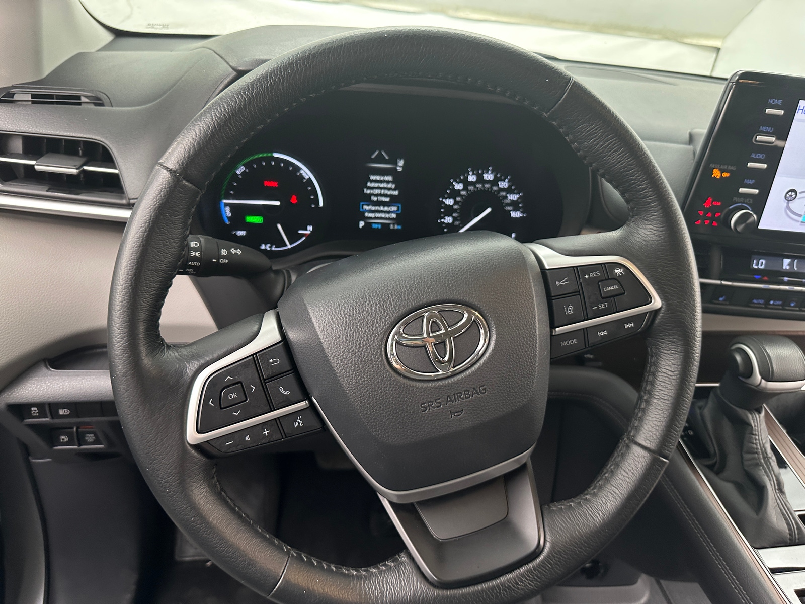 Thumbnail: 2022 Toyota Sienna - 4