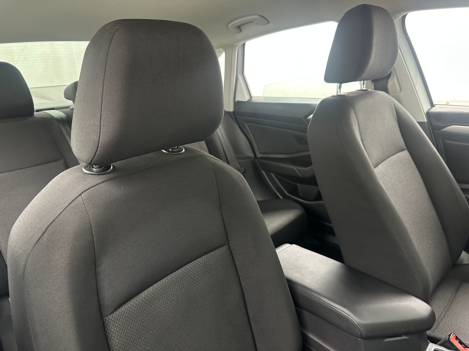 Thumbnail: 2019 Volkswagen Jetta - 2