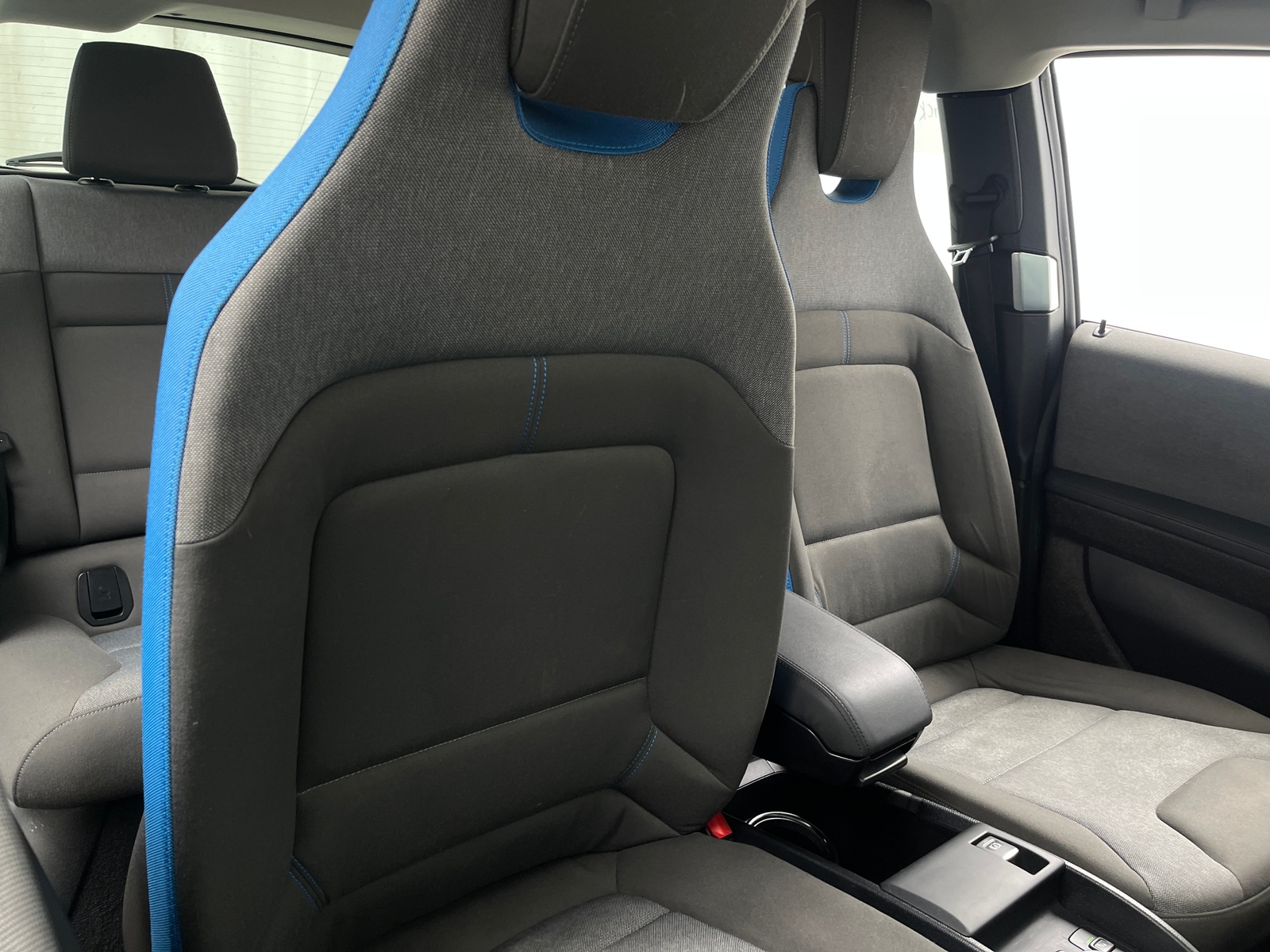 Thumbnail: 2019 BMW i3 - 2