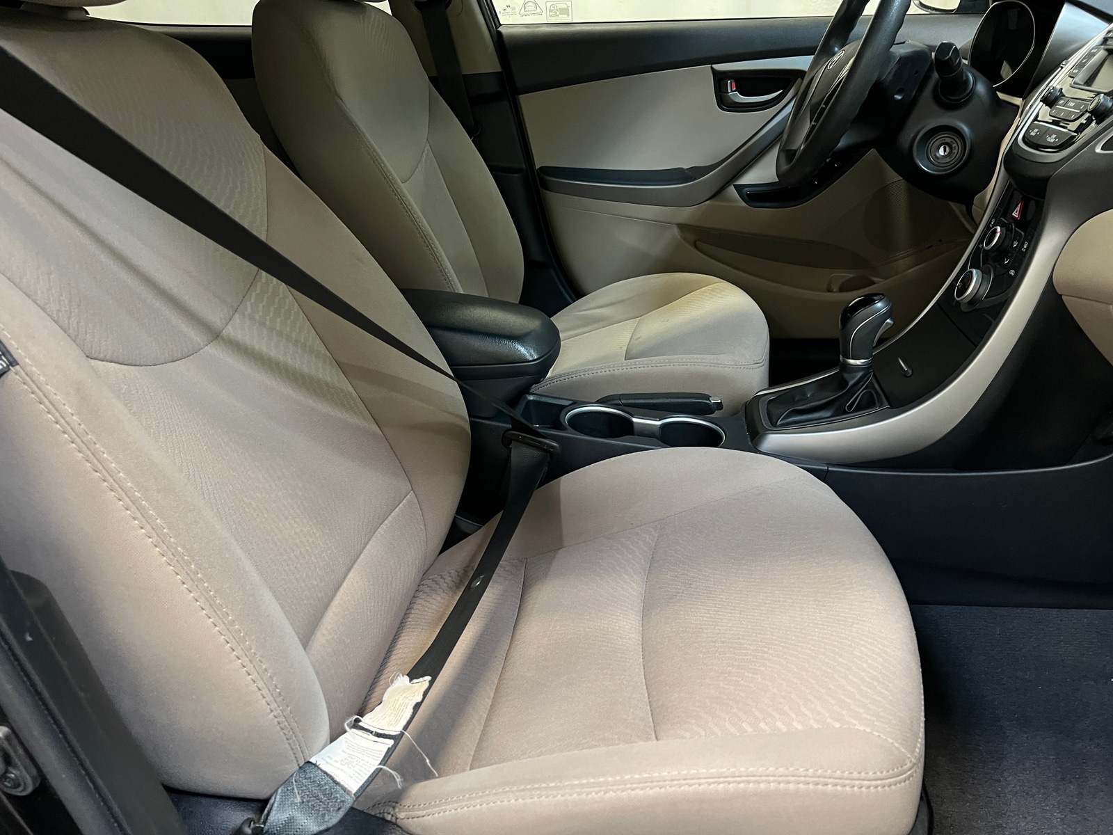 Thumbnail: 2016 Hyundai Elantra - 2