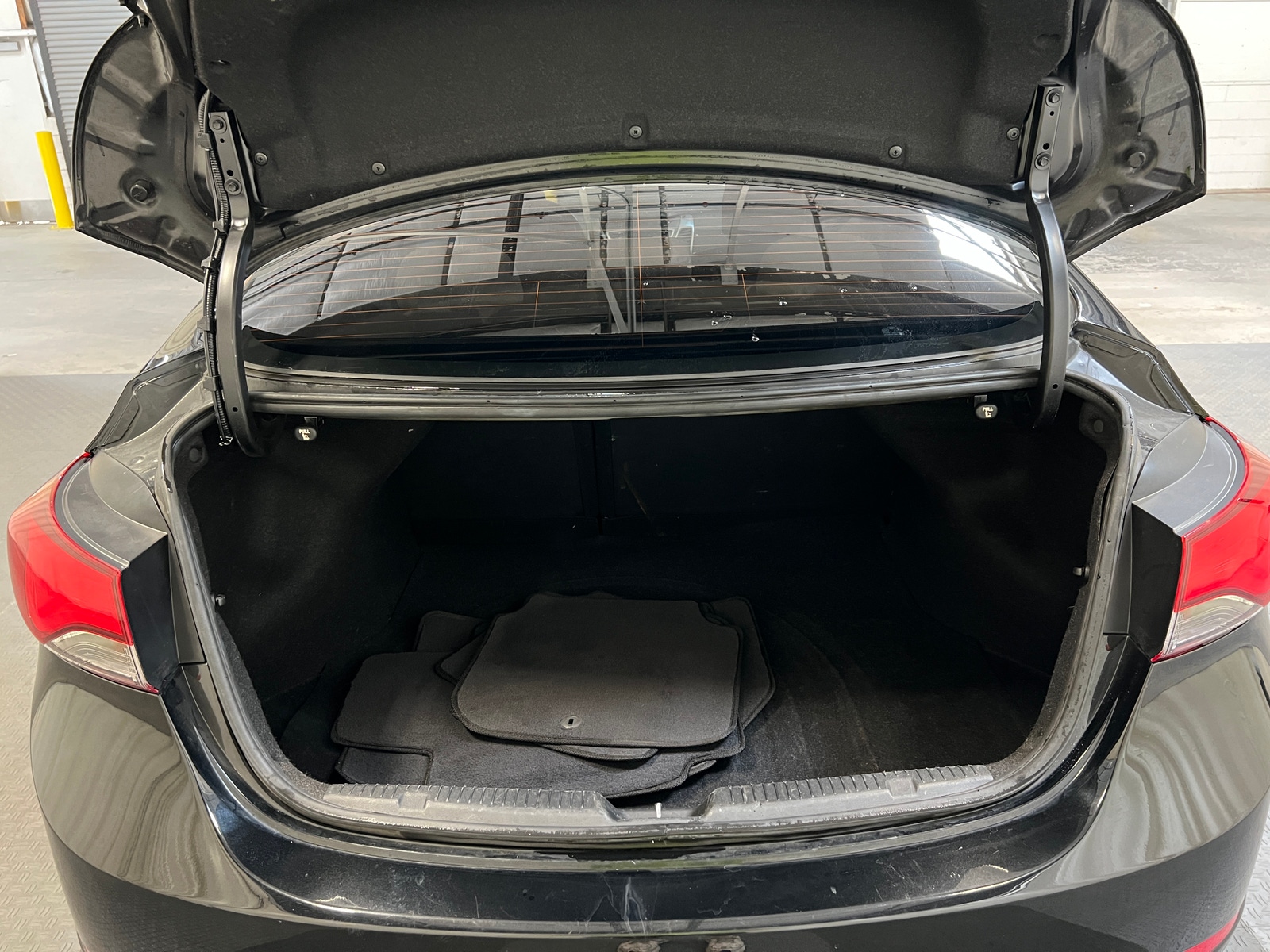 Thumbnail: 2016 Hyundai Elantra - 7