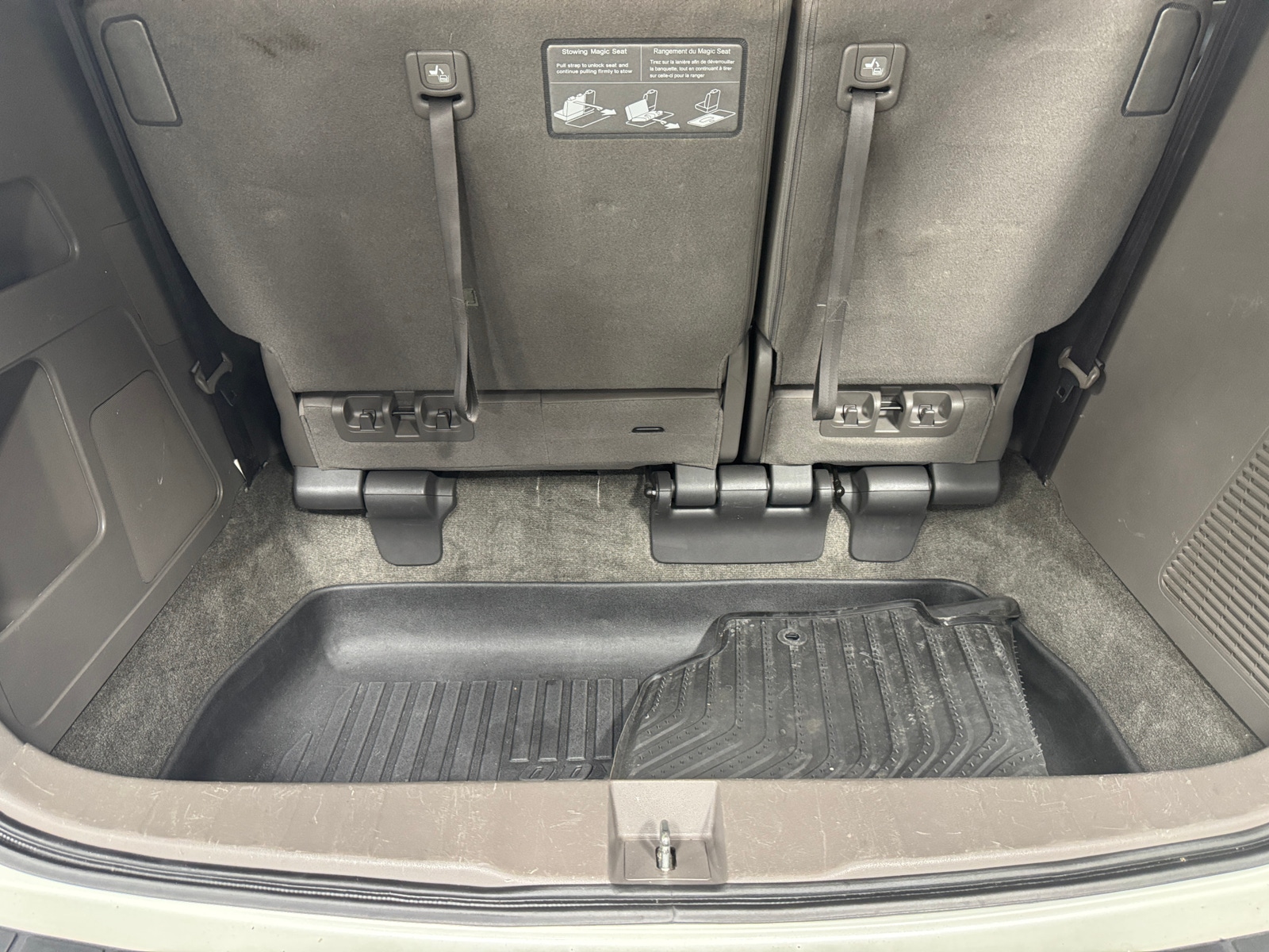 Thumbnail: 2012 Honda Odyssey - 6