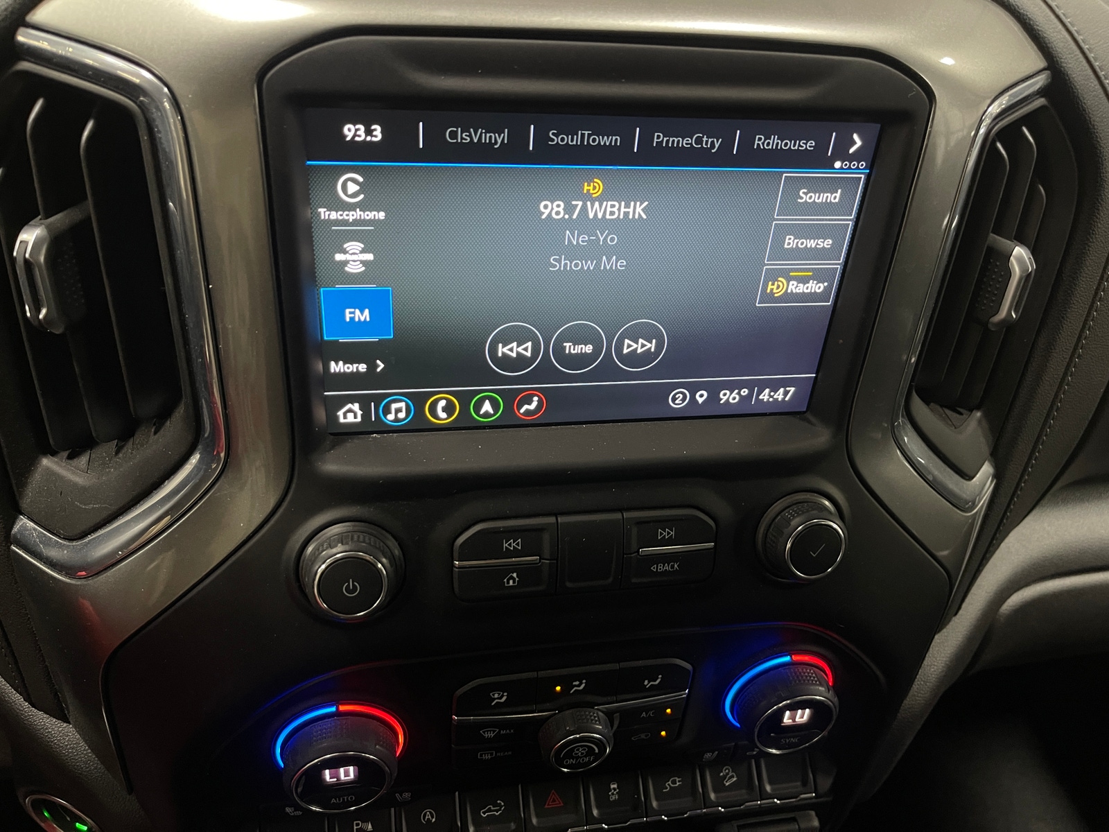 Thumbnail: 2021 Chevrolet Silverado 1500 - 3