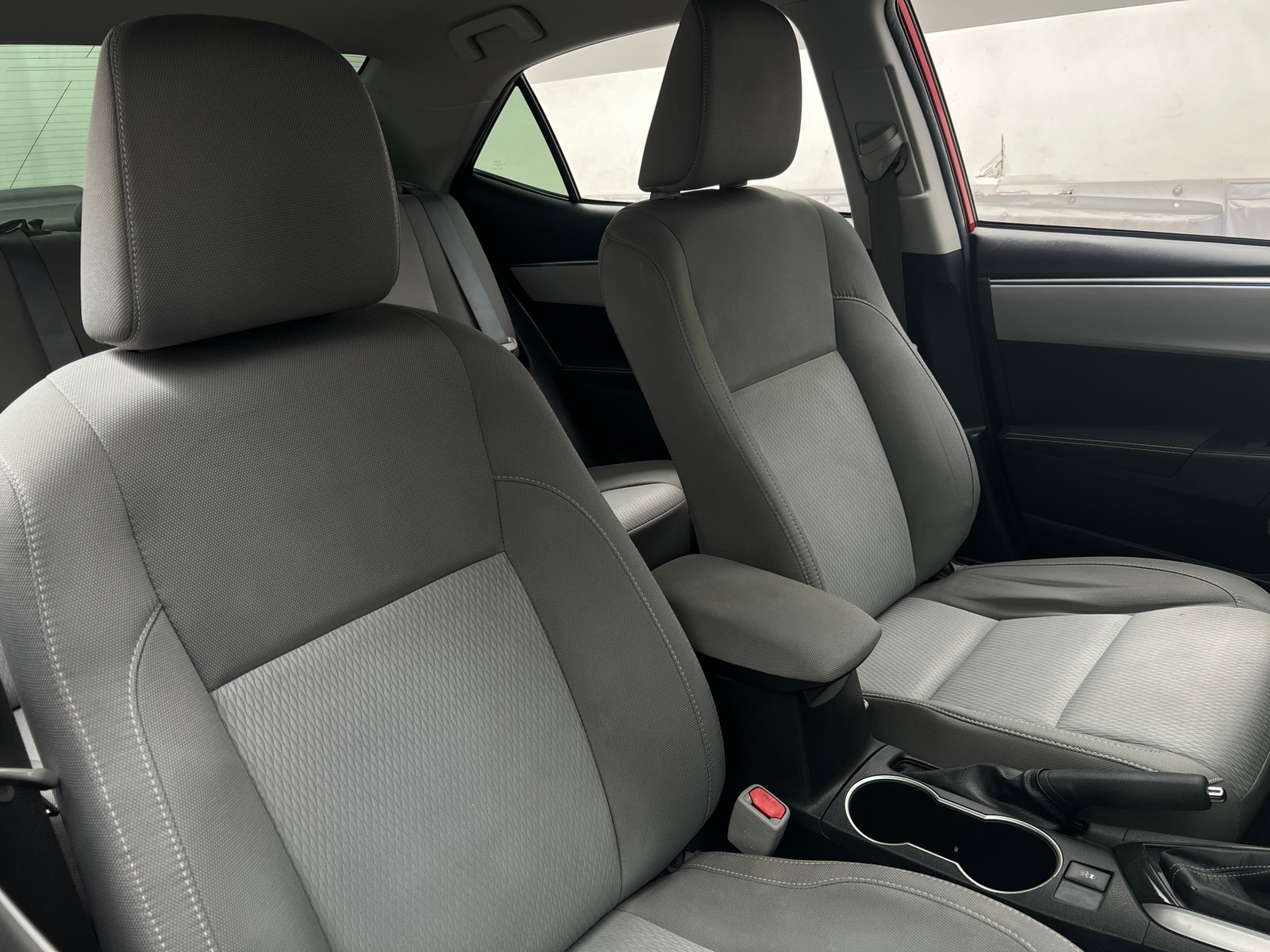 Thumbnail: 2016 Toyota Corolla - 2