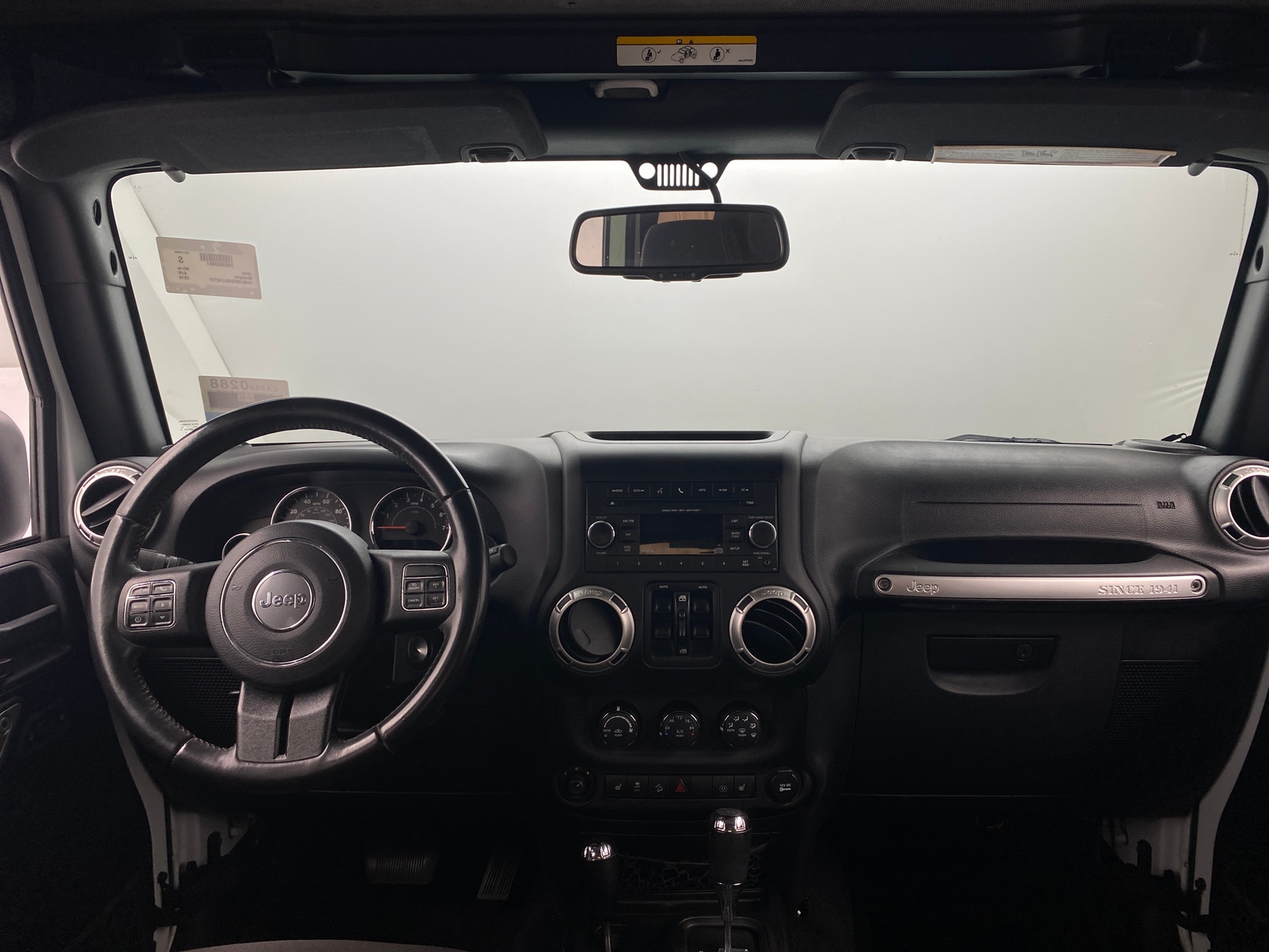 Thumbnail: 2016 Jeep Wrangler - 3