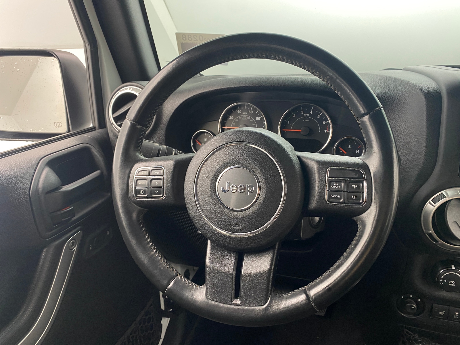 Thumbnail: 2016 Jeep Wrangler - 5