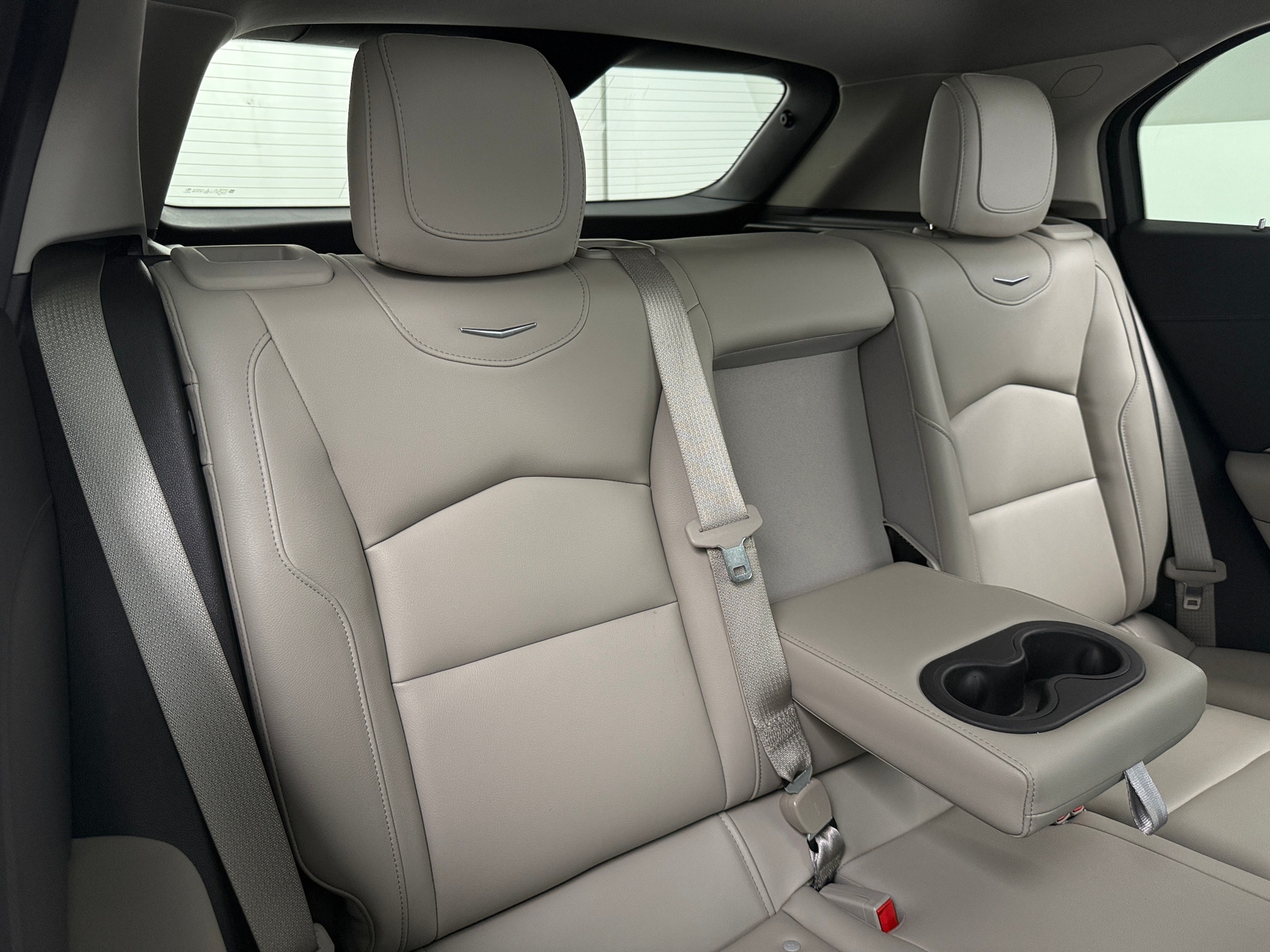 Thumbnail: 2019 Cadillac XT4 - 5