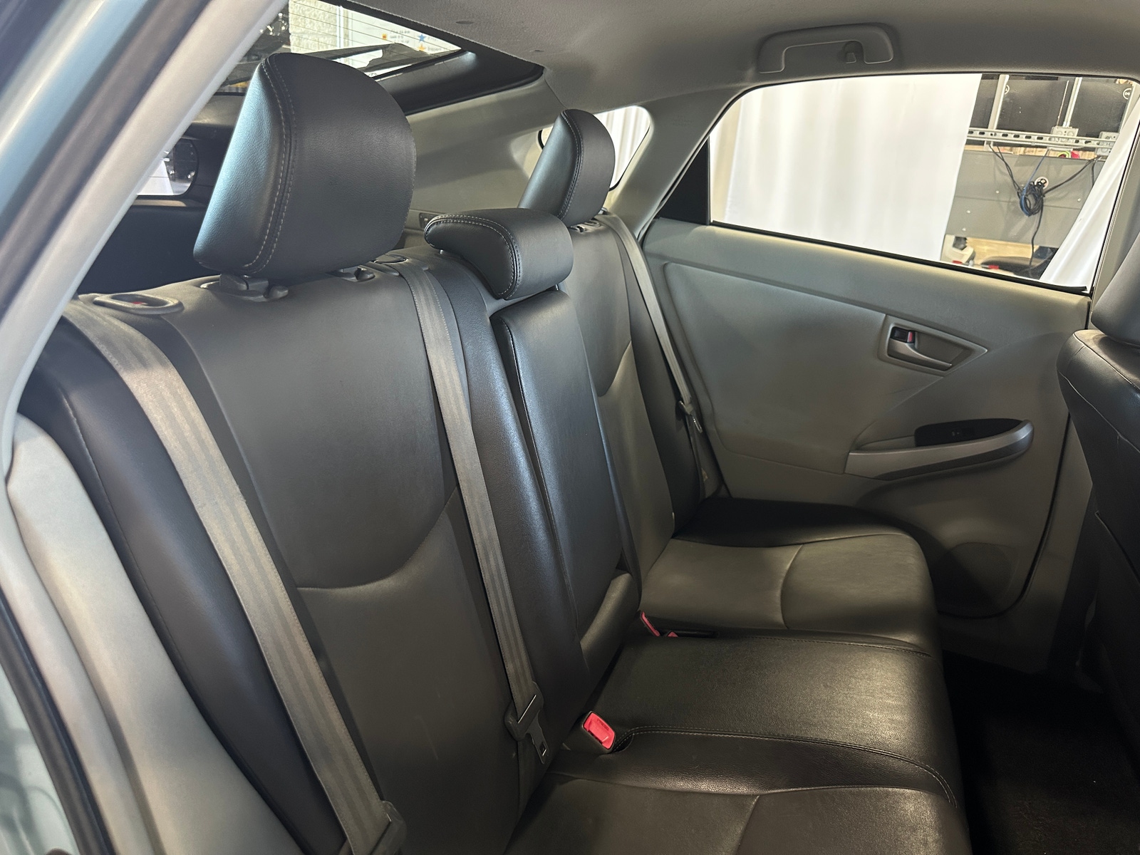 Thumbnail: 2012 Toyota Prius - 6