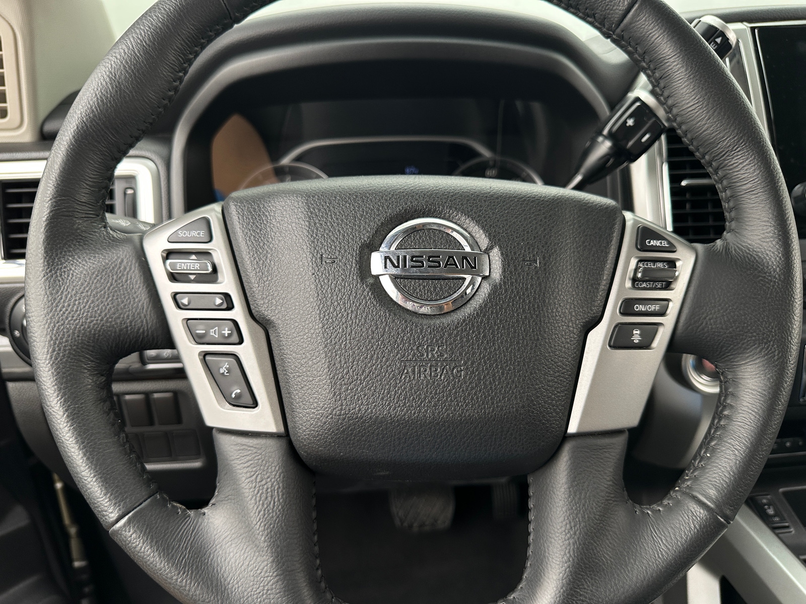 Thumbnail: 2021 Nissan Titan - 5