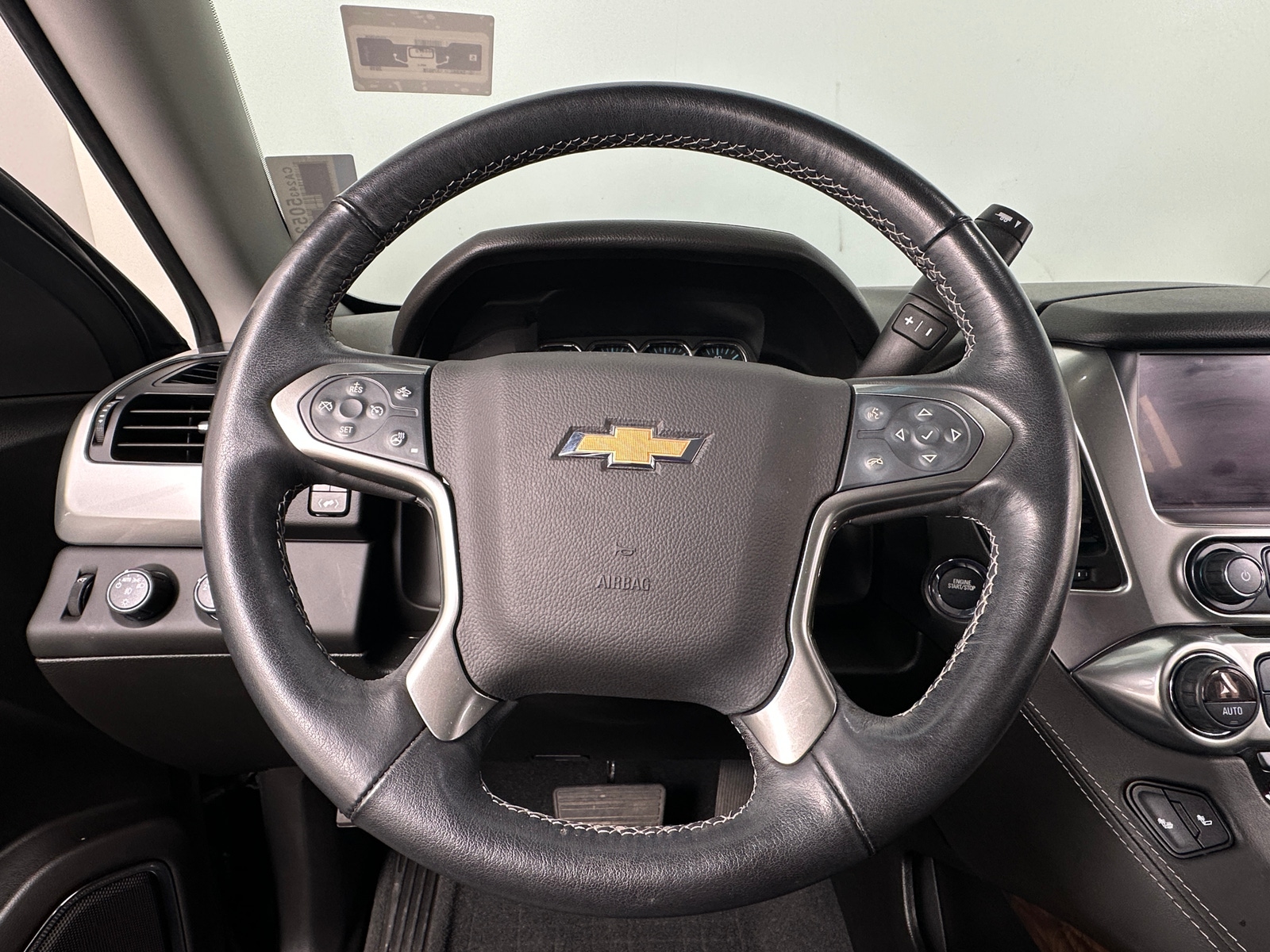 Thumbnail: 2019 Chevrolet Tahoe - 4