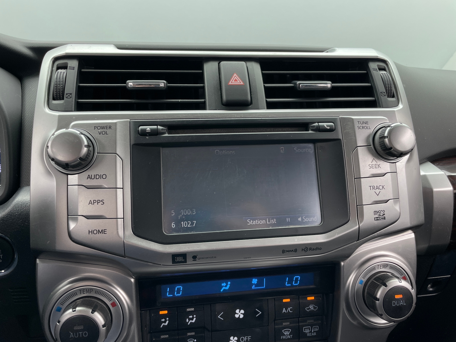 Thumbnail: 2017 Toyota 4Runner - 4