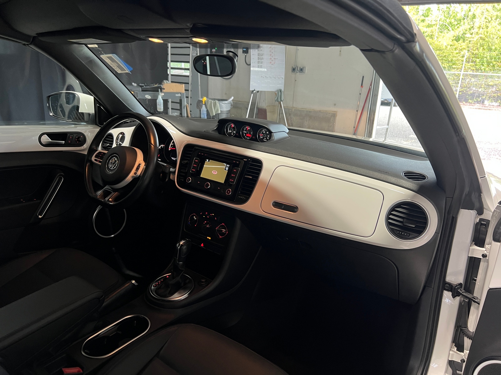 Thumbnail: 2013 Volkswagen Beetle - 2