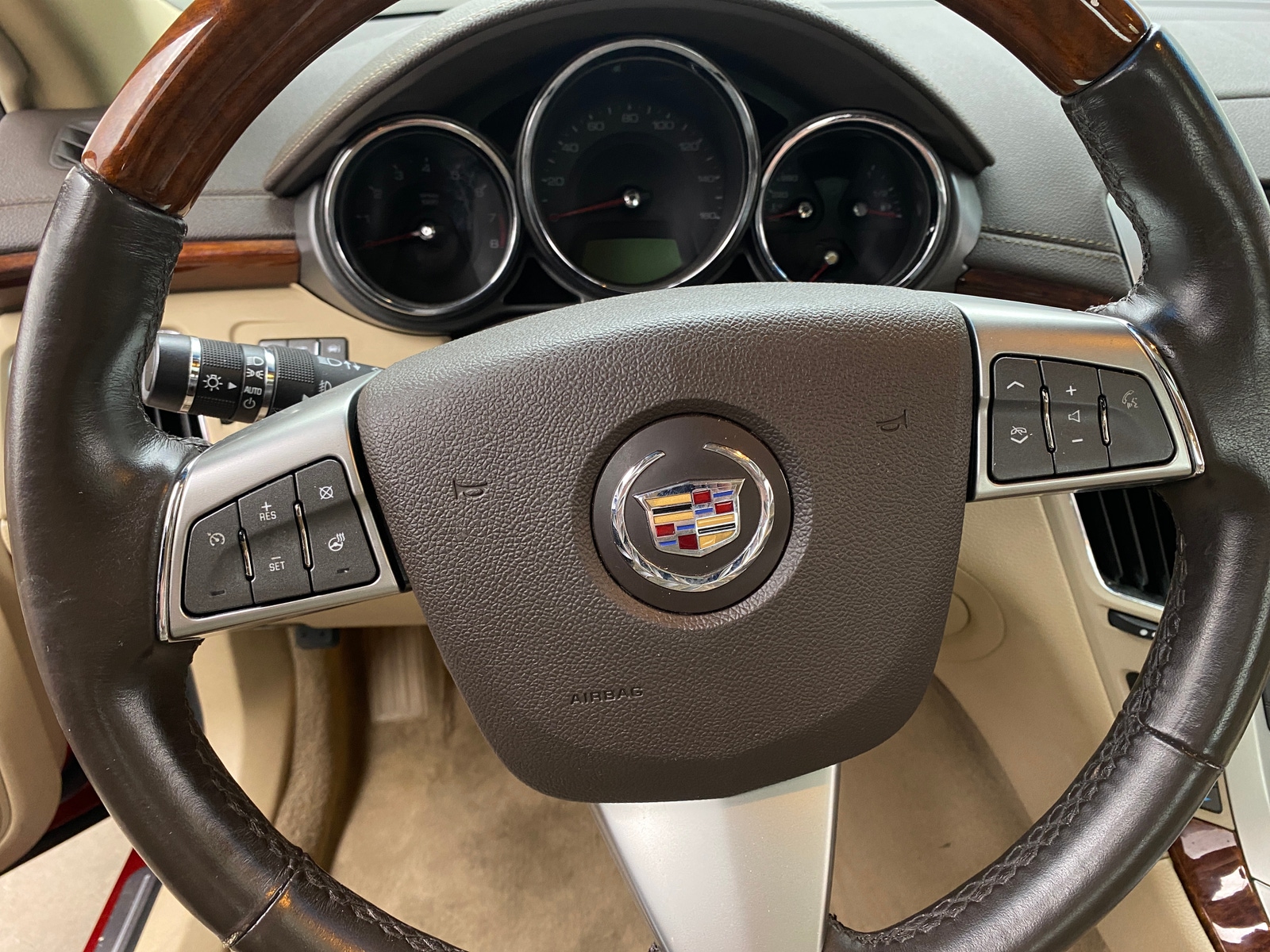 Thumbnail: 2011 Cadillac CTS - 4