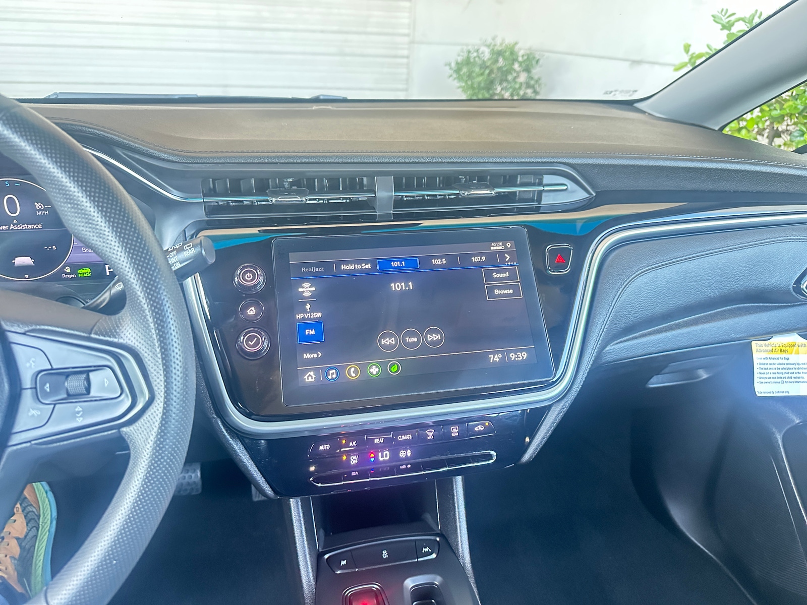 Thumbnail: 2023 Chevrolet Bolt EV - 4