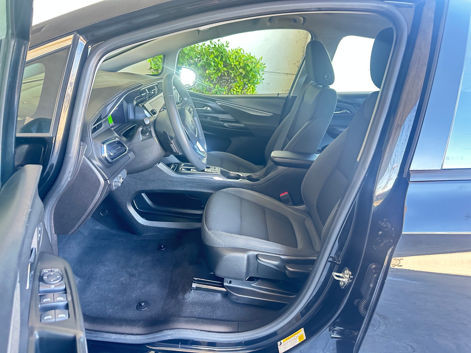 Thumbnail: 2023 Chevrolet Bolt EV - 2