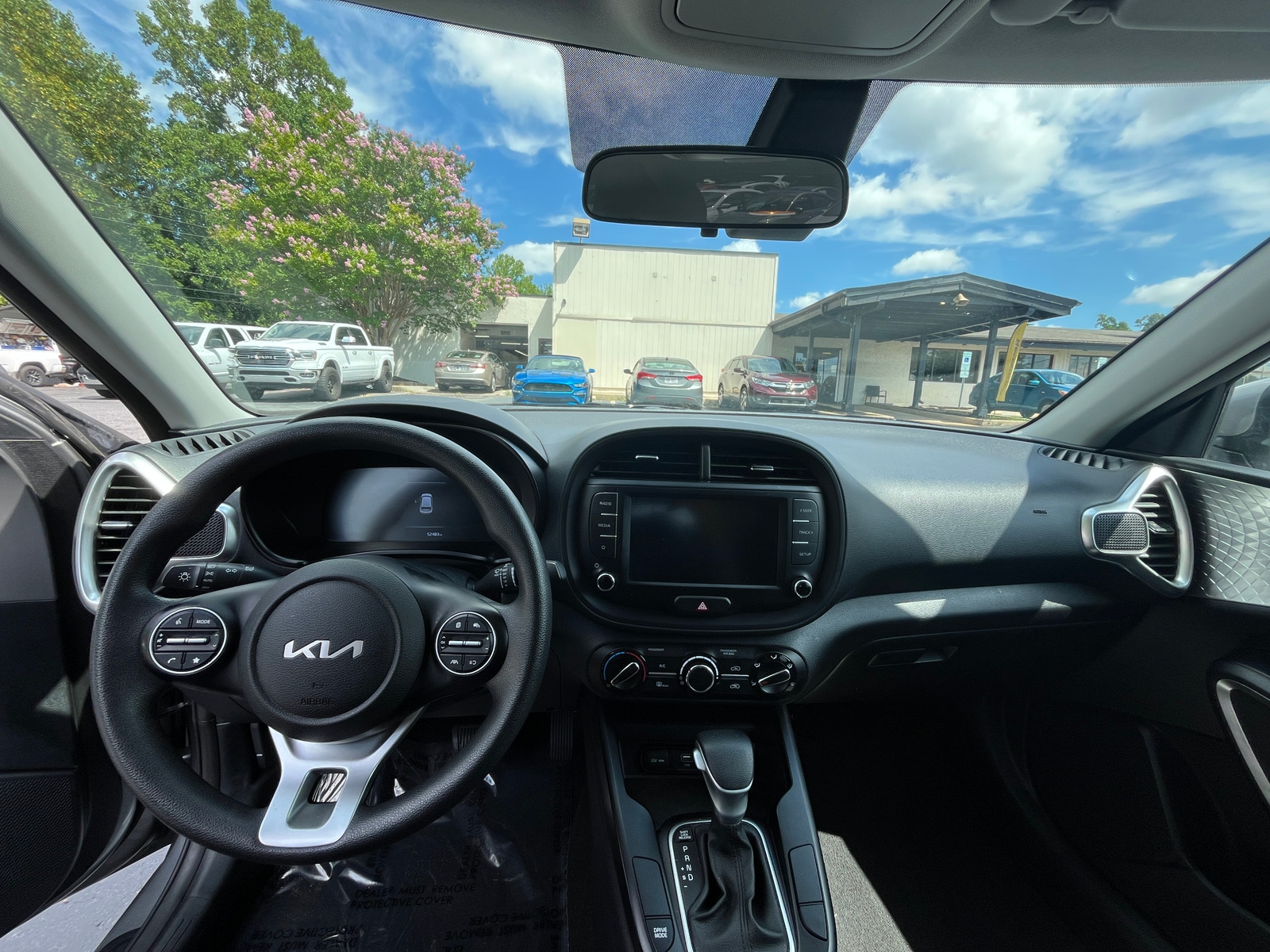 Thumbnail: 2023 Kia Soul - 3