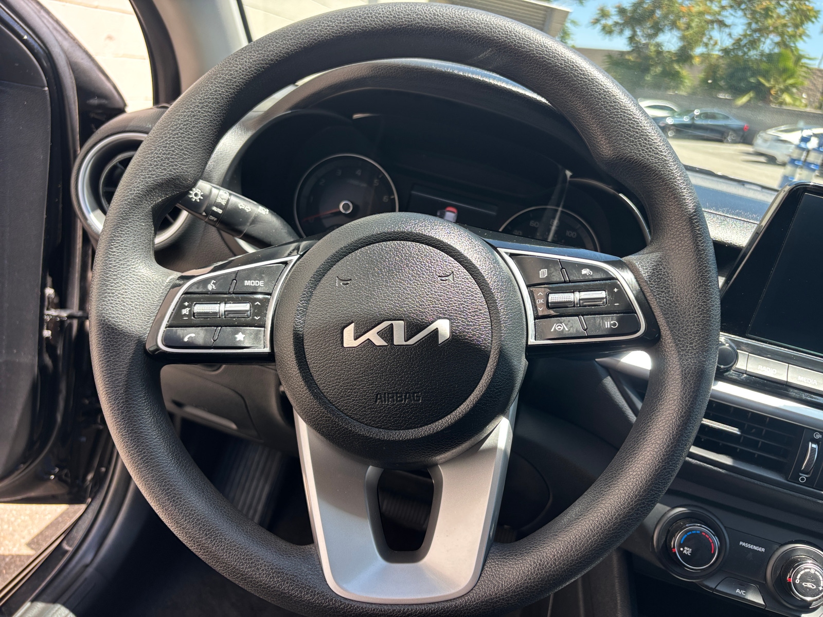 Thumbnail: 2024 Kia Forte - 5