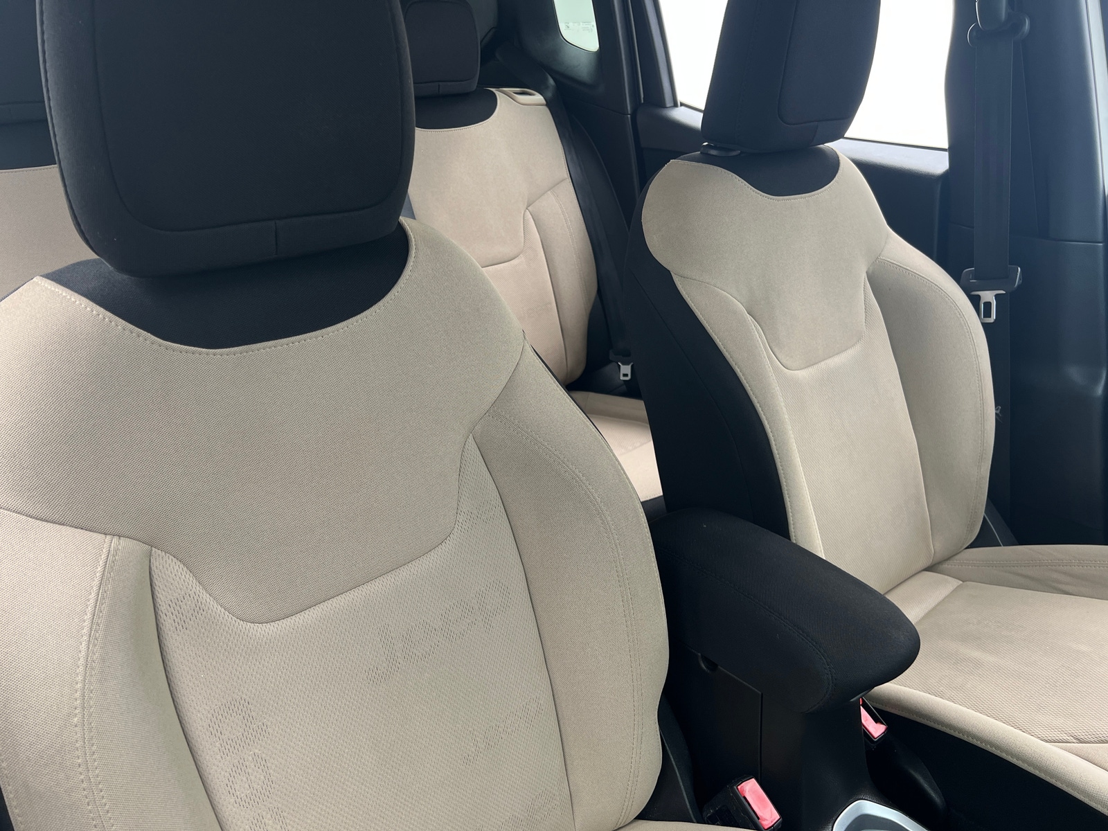 Thumbnail: 2016 Jeep Renegade - 2