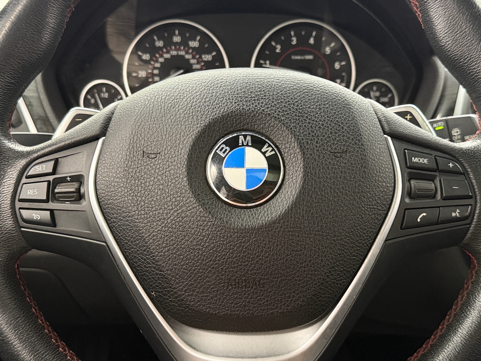Thumbnail: 2018 BMW 3 Series - 4