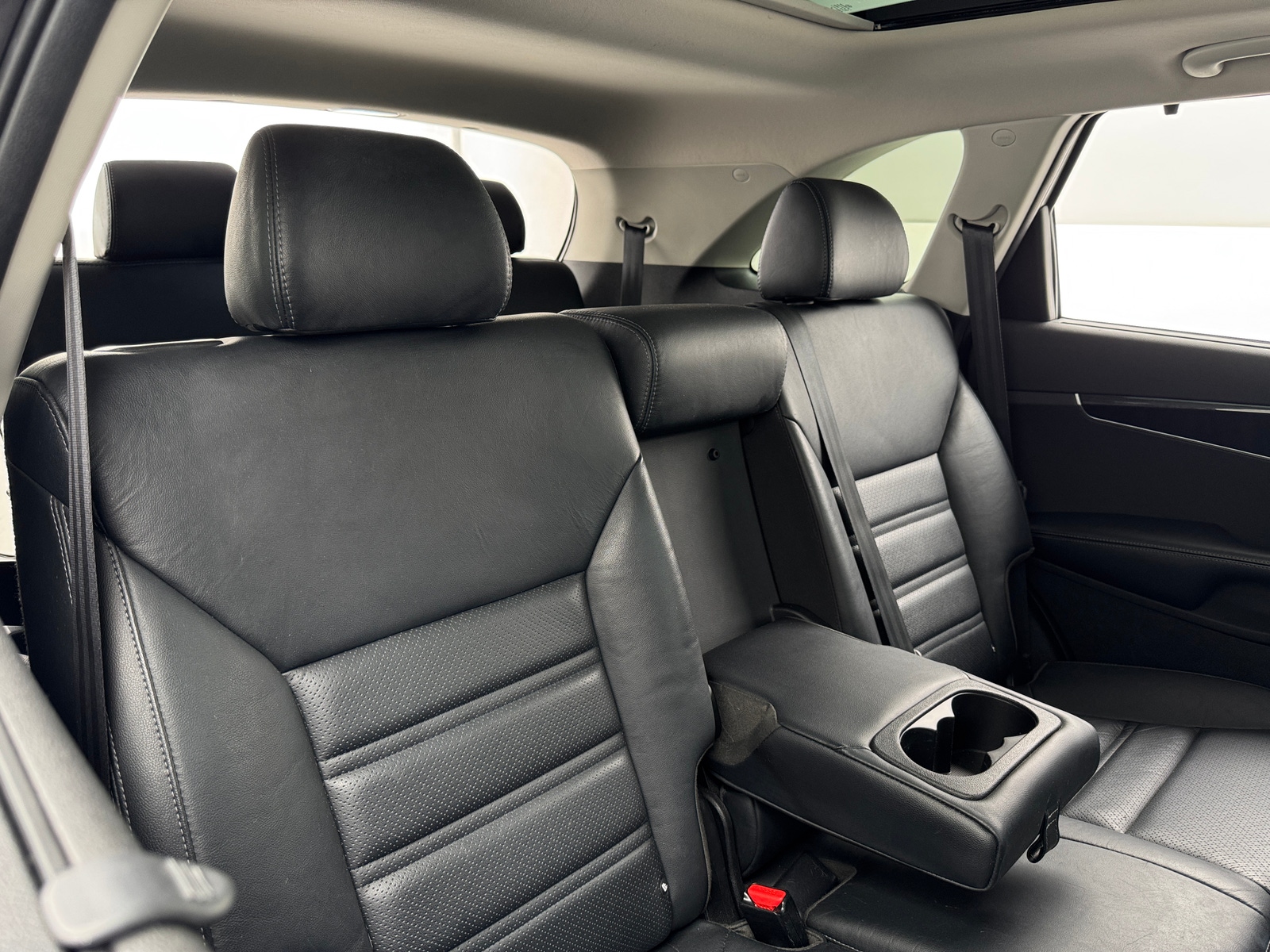 Thumbnail: 2017 Kia Sorento - 5