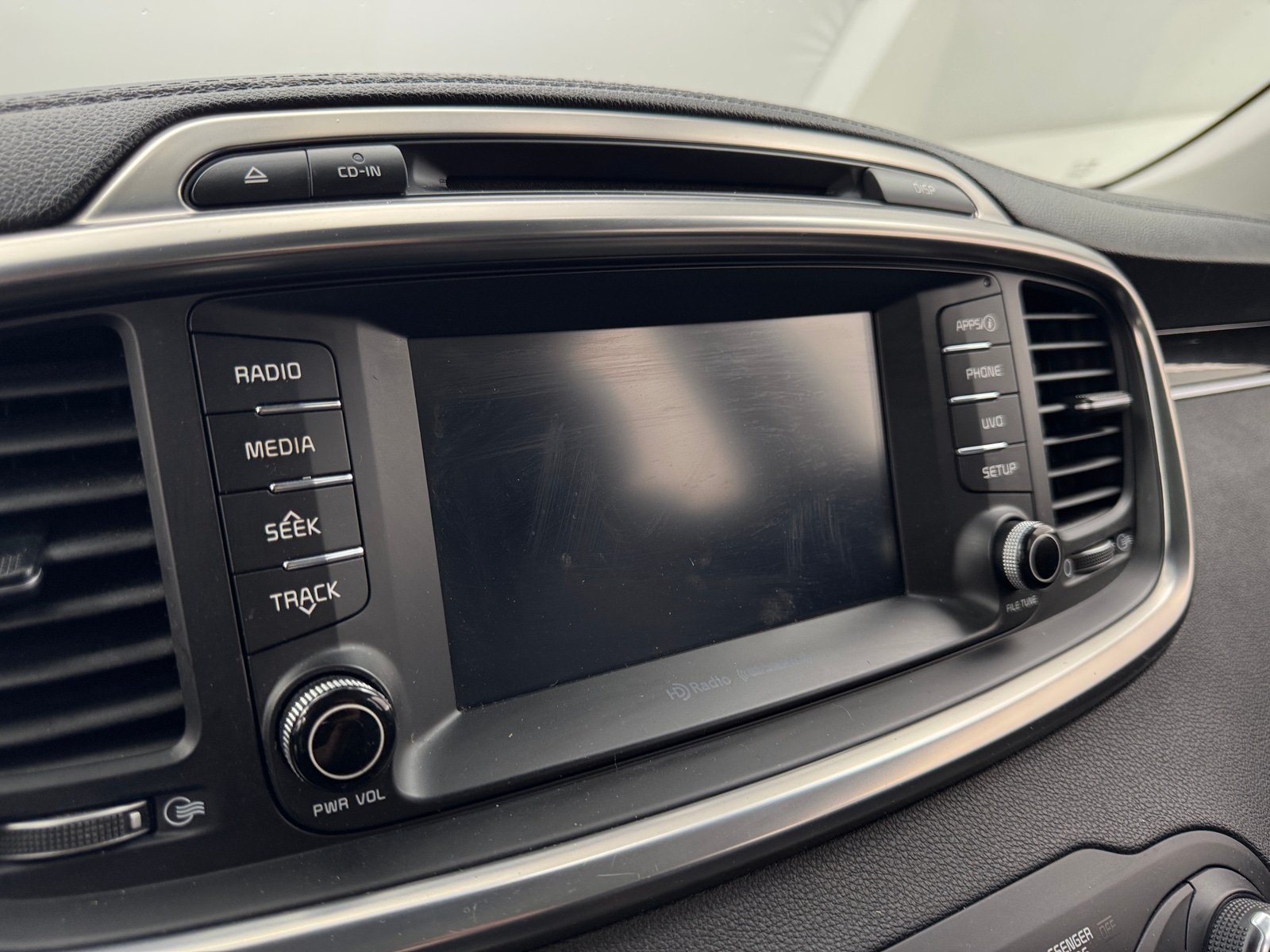 Thumbnail: 2017 Kia Sorento - 3