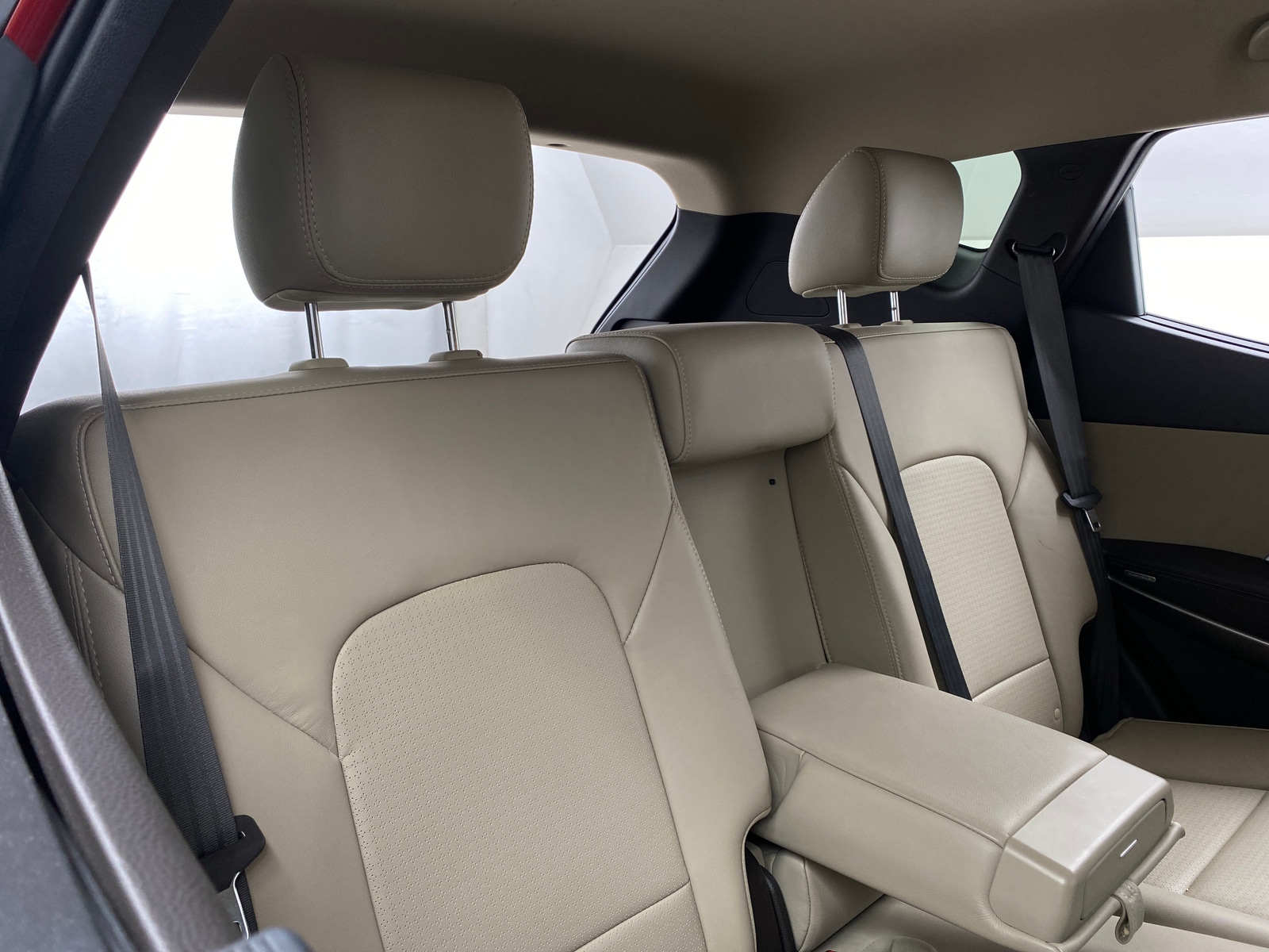 Thumbnail: 2016 Hyundai Santa Fe - 5