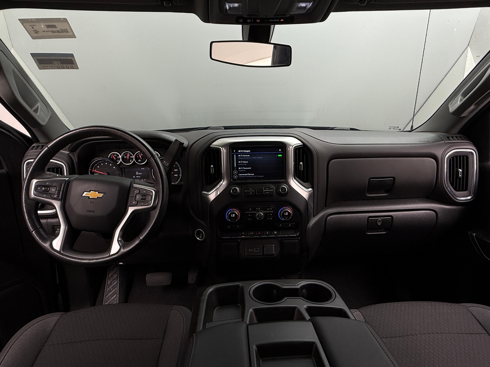 Thumbnail: 2022 Chevrolet Silverado 1500 - 3