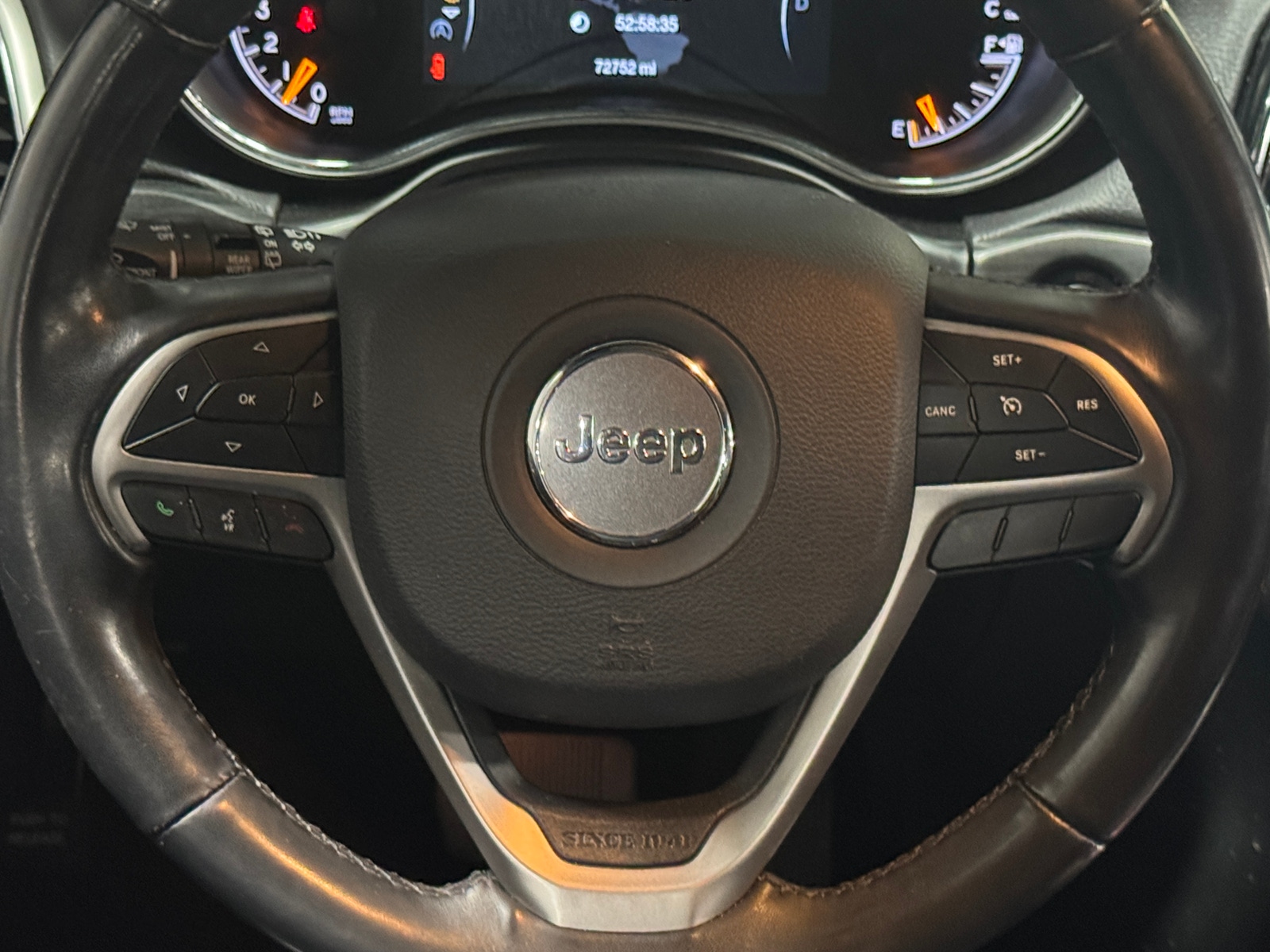 Thumbnail: 2019 Jeep Grand Cherokee - 4
