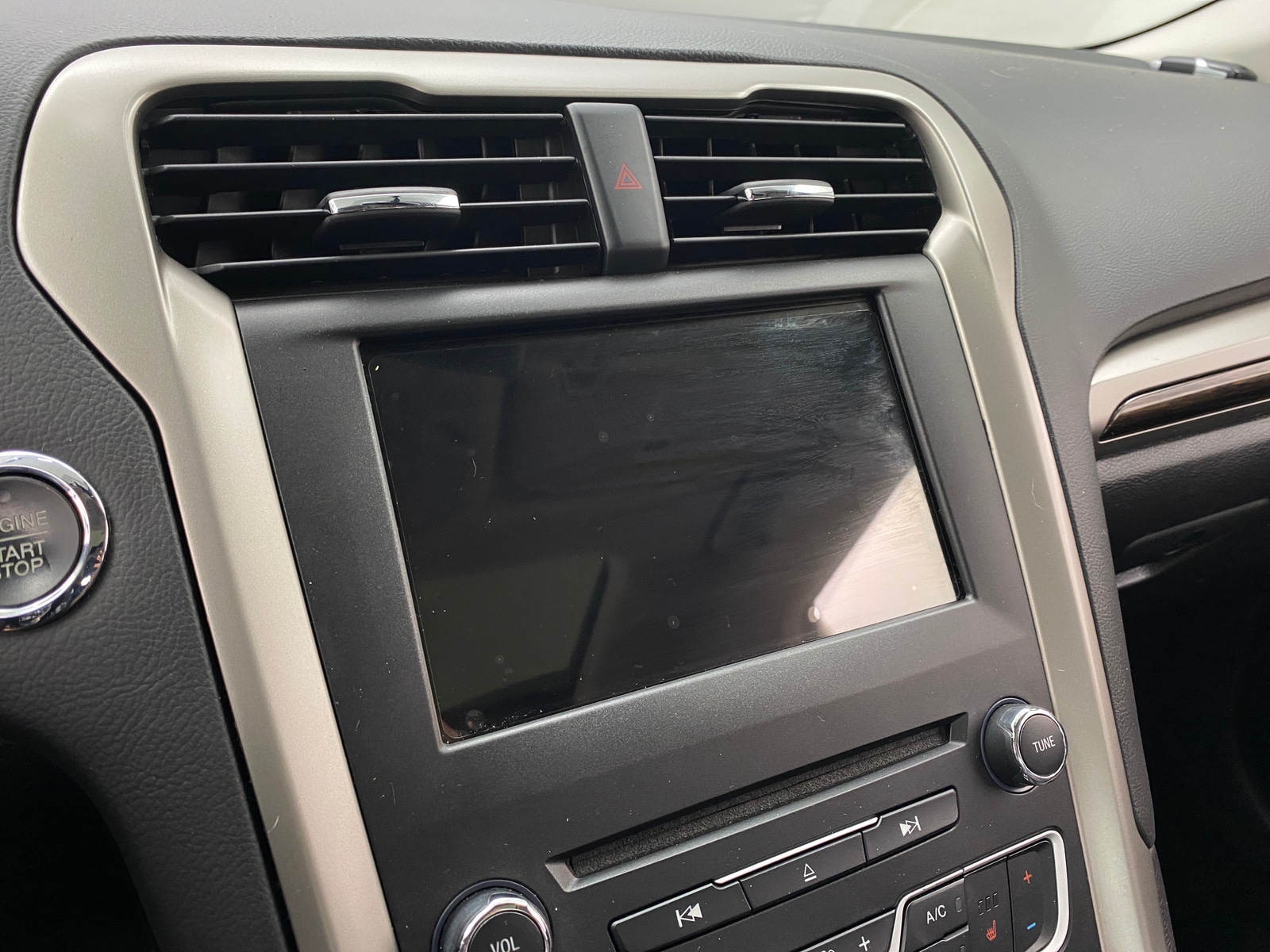 Thumbnail: 2016 Ford Fusion - 3