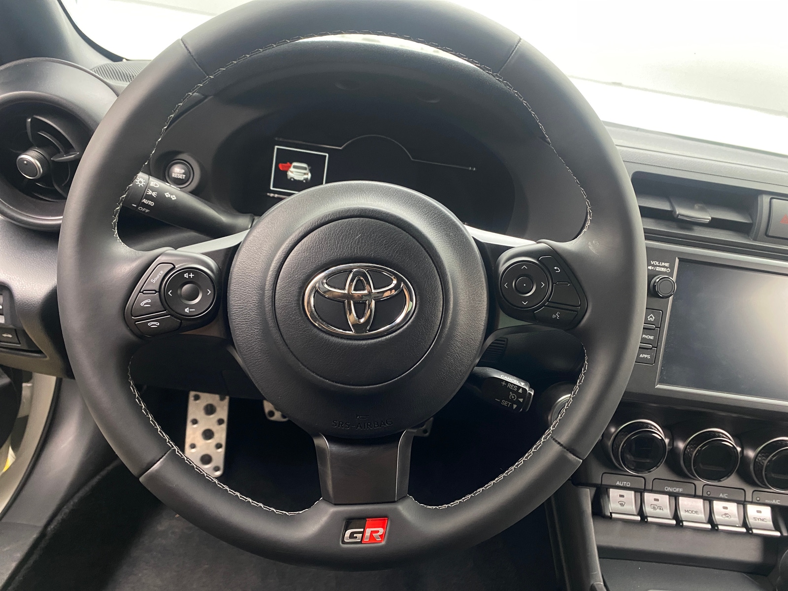Thumbnail: 2023 Toyota GR86 - 4