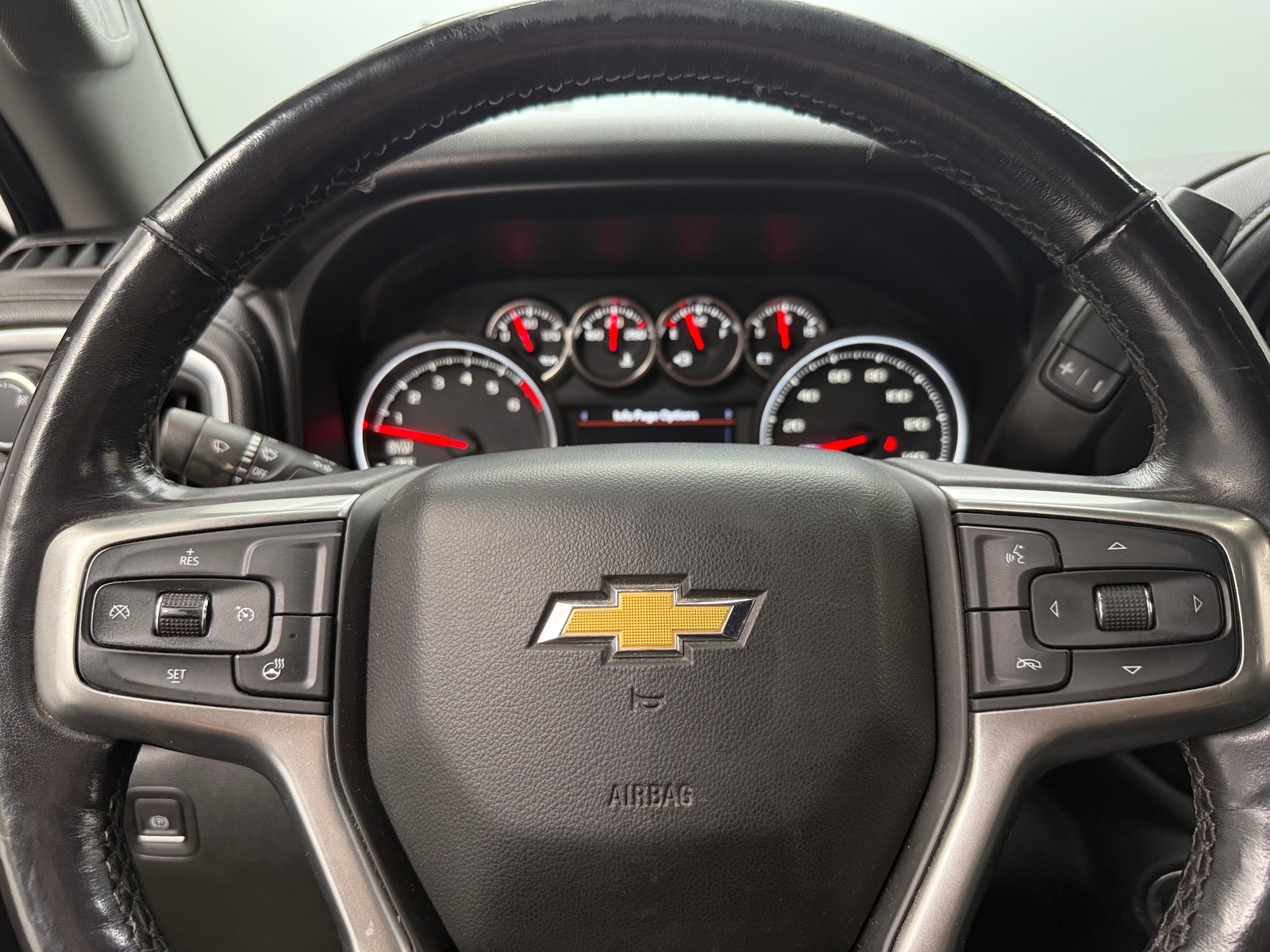 Thumbnail: 2019 Chevrolet Silverado 1500 - 5