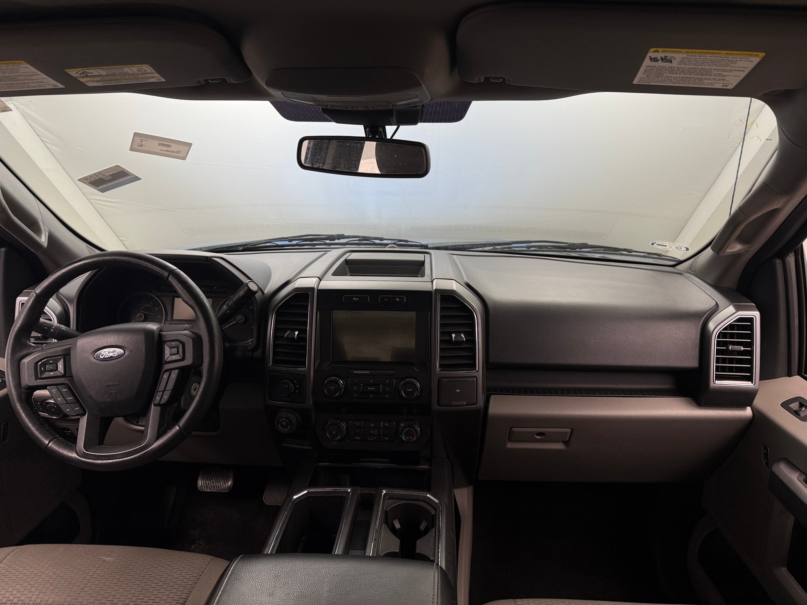 Thumbnail: 2019 Ford Econoline - 3