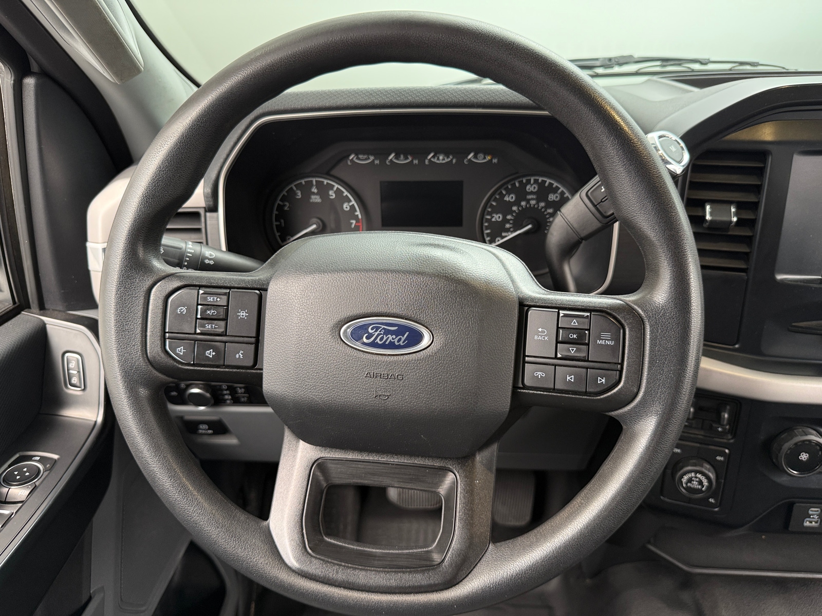 Thumbnail: 2023 Ford Econoline - 5