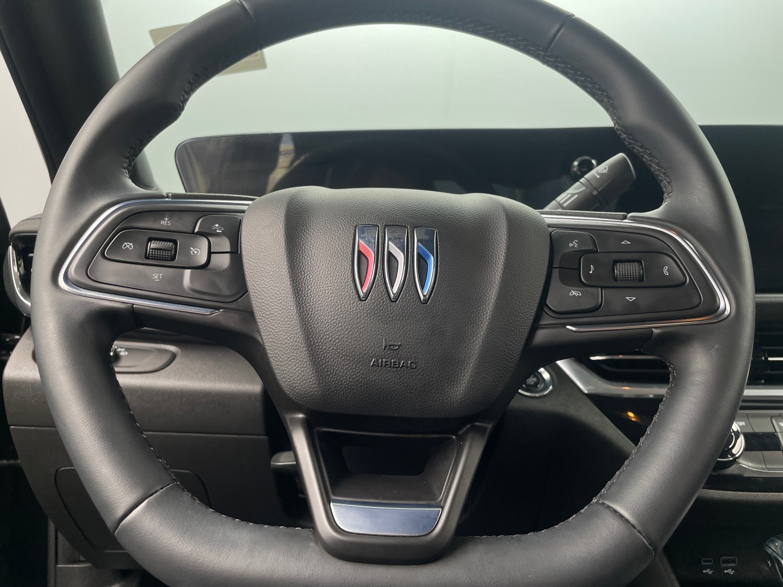 Thumbnail: 2024 Buick Envista - 4