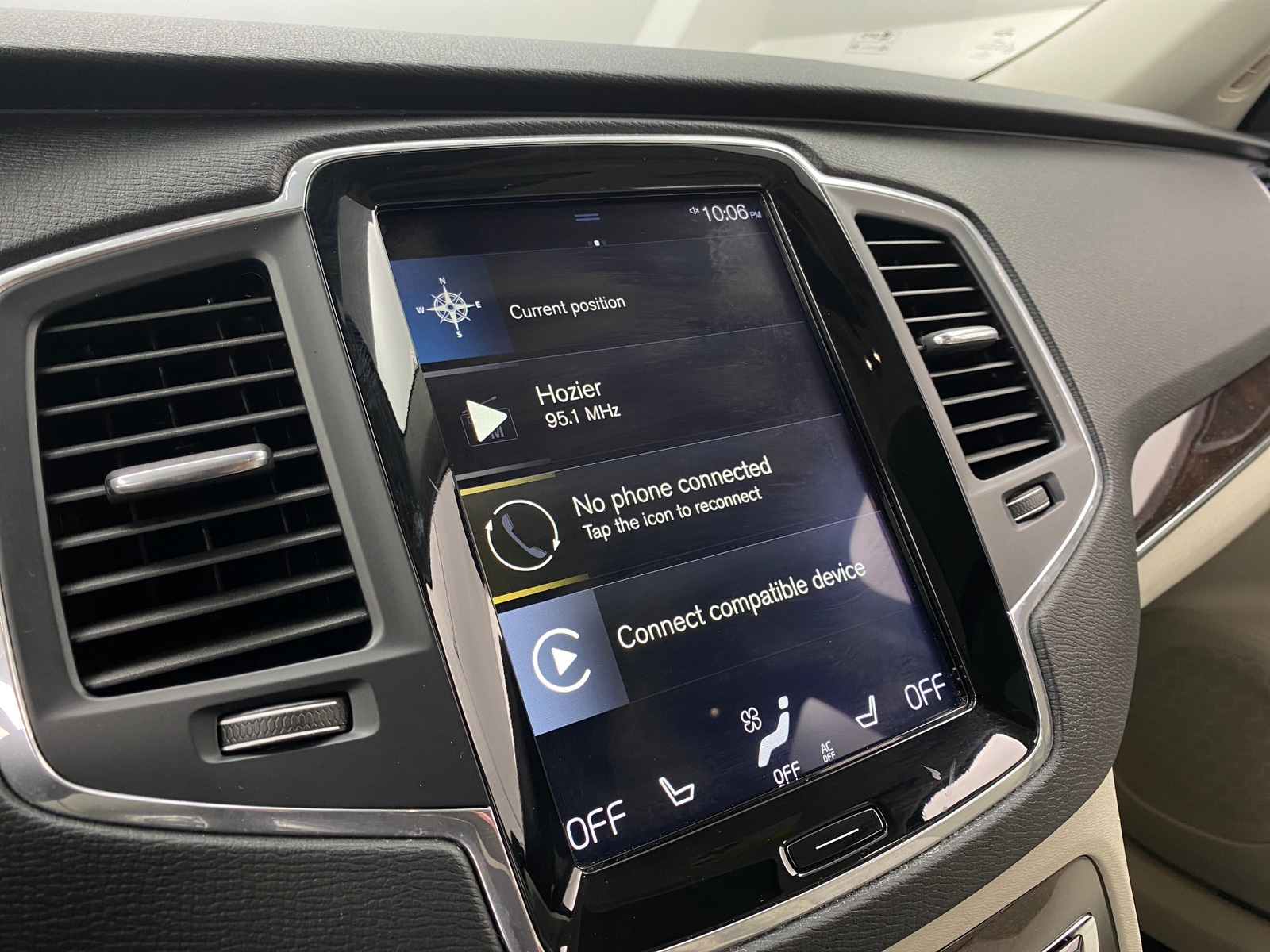 Thumbnail: 2019 Volvo XC90 - 3