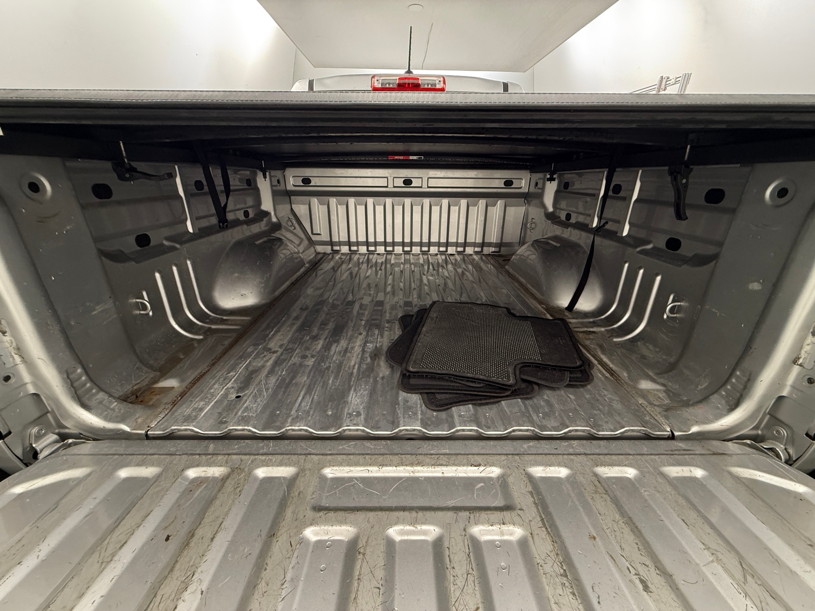 Thumbnail: 2016 GMC Canyon - 6