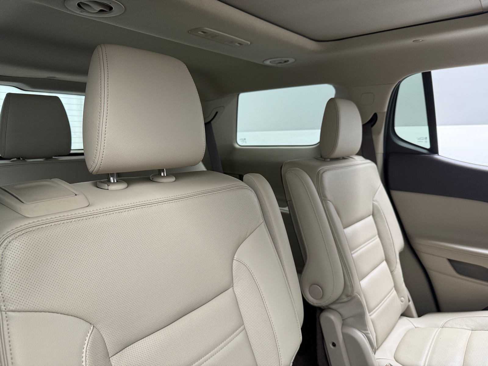 Thumbnail: 2017 GMC Acadia - 5