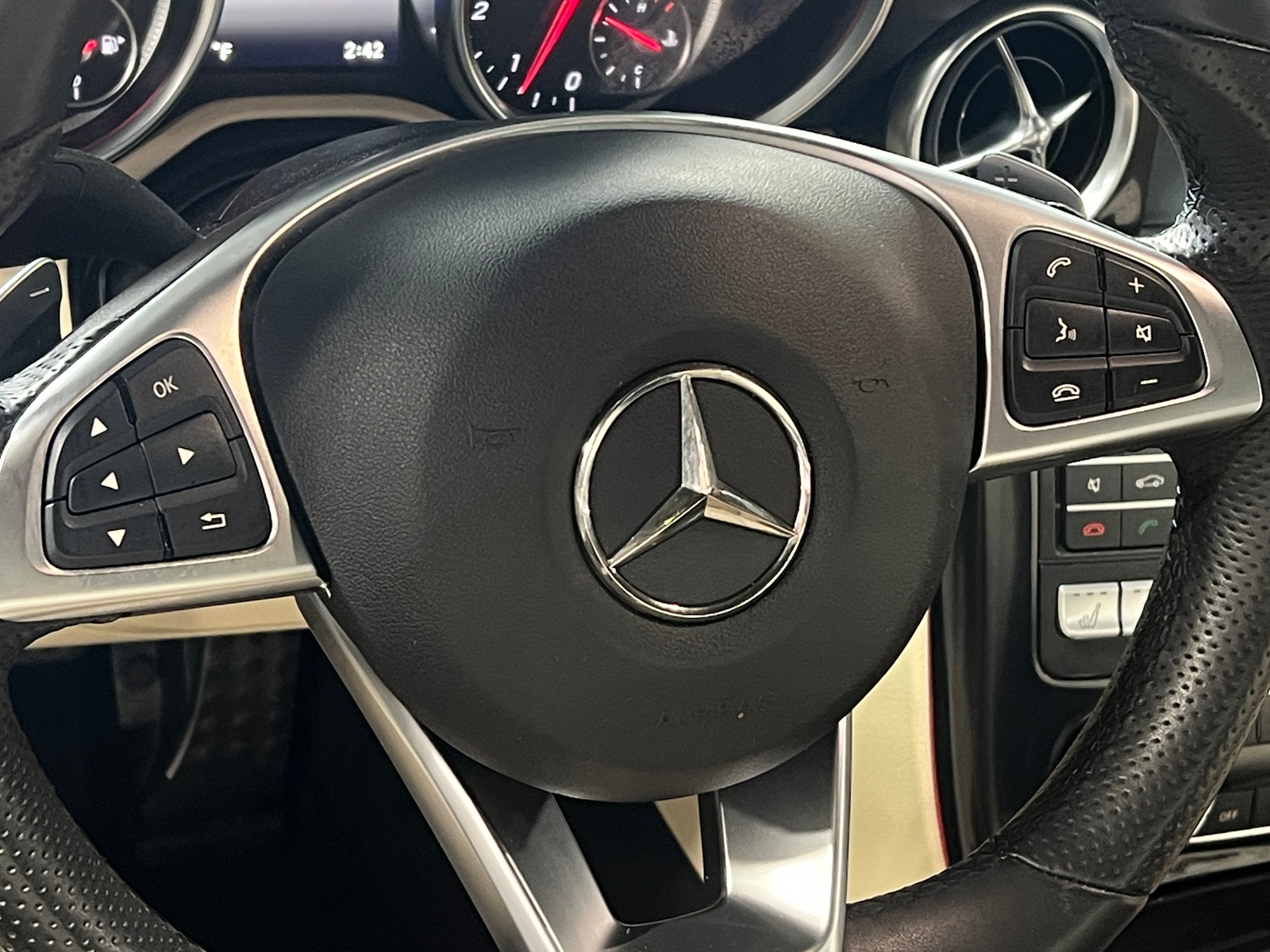 Thumbnail: 2020 Mercedes-Benz SLC - 5