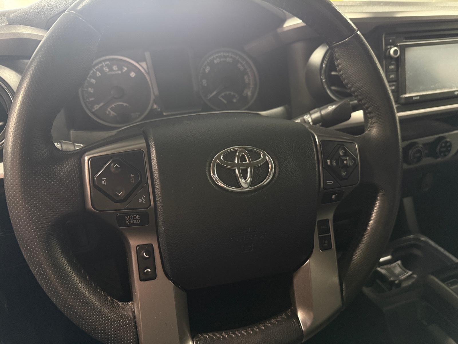Thumbnail: 2018 Toyota Tacoma - 5
