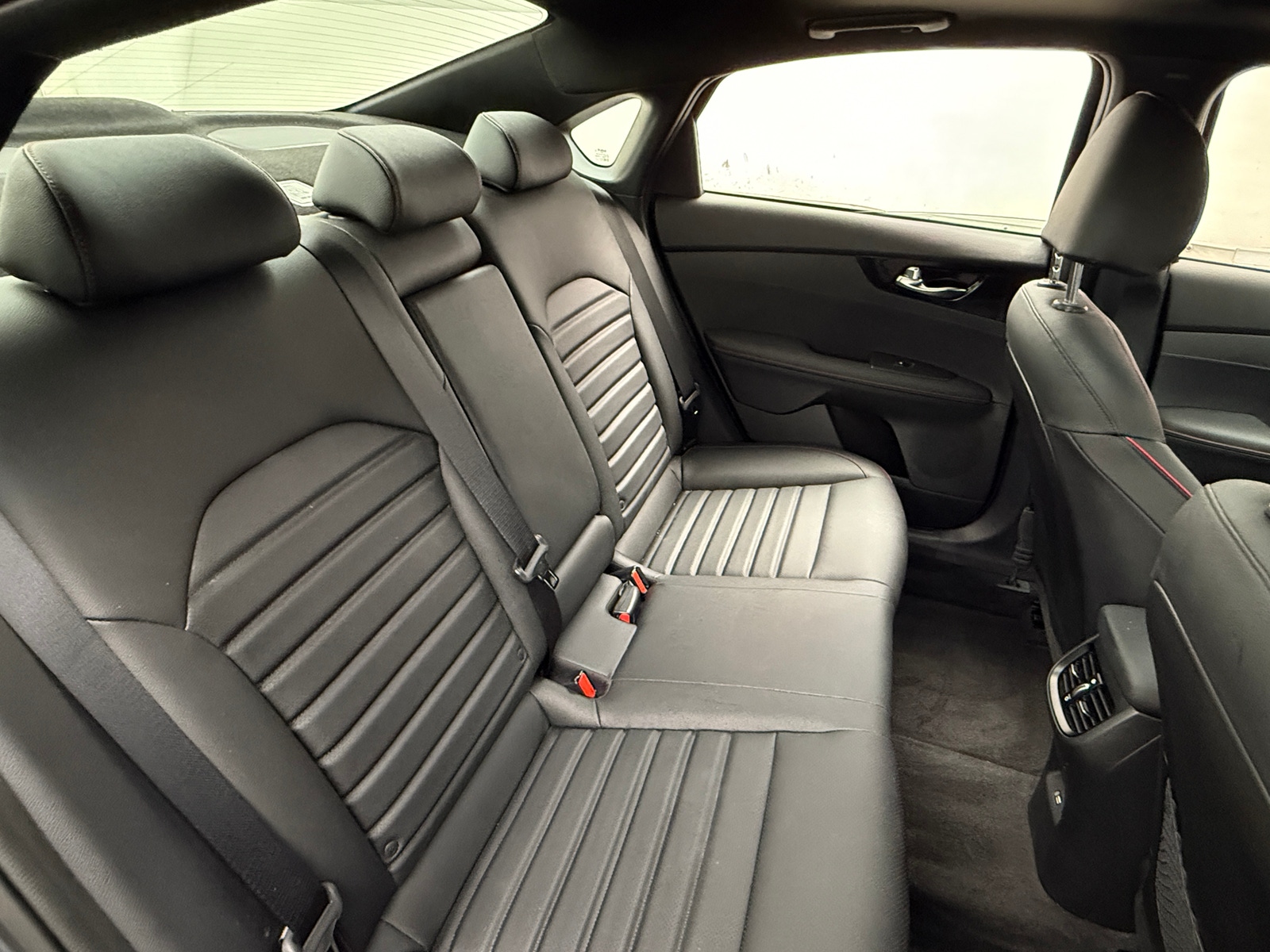 Thumbnail: 2022 Kia Forte - 6