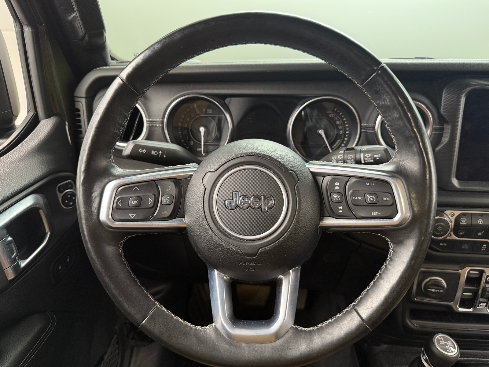 Thumbnail: 2021 Jeep Wrangler - 5