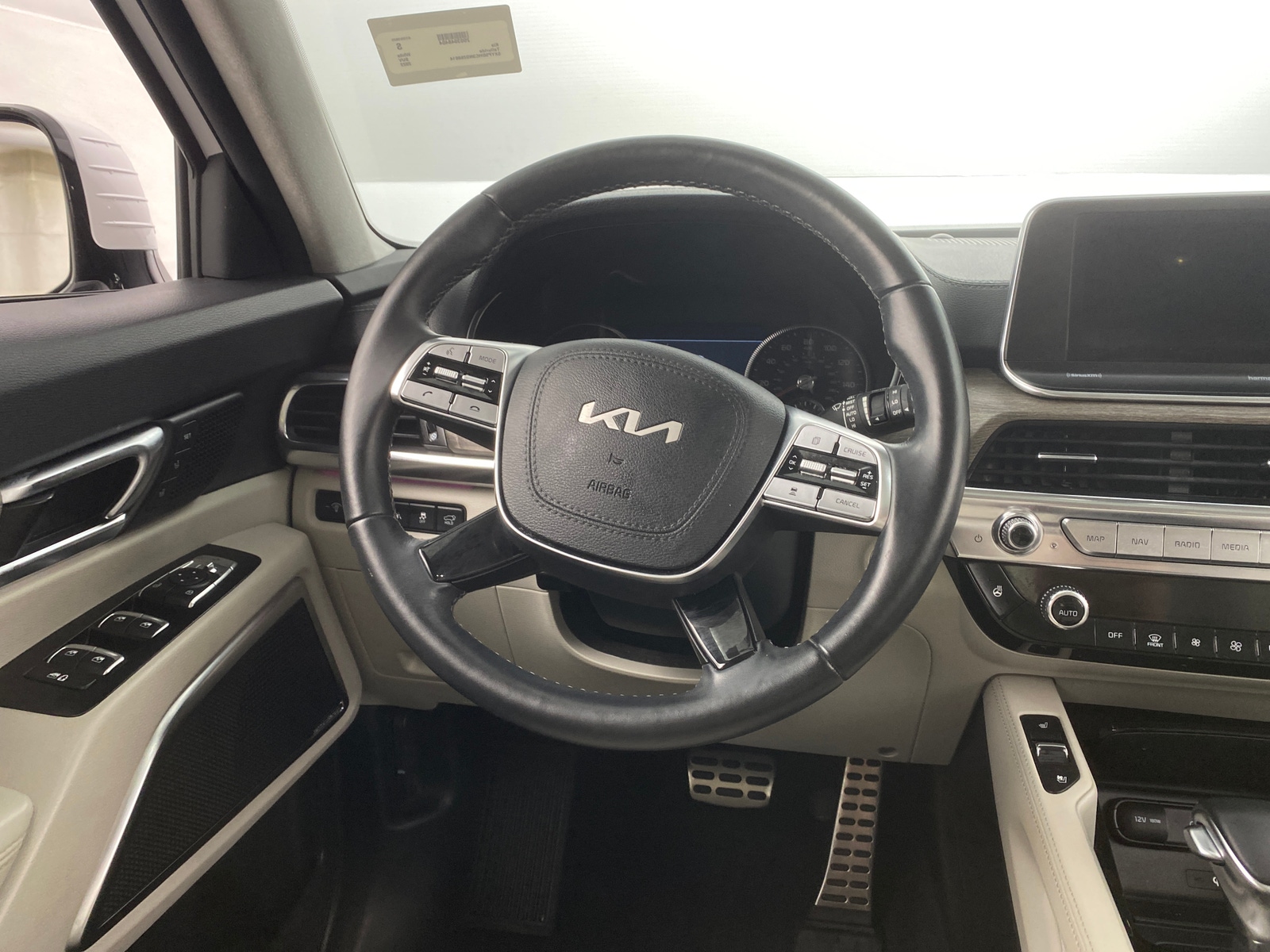 Thumbnail: 2022 Kia Telluride - 4