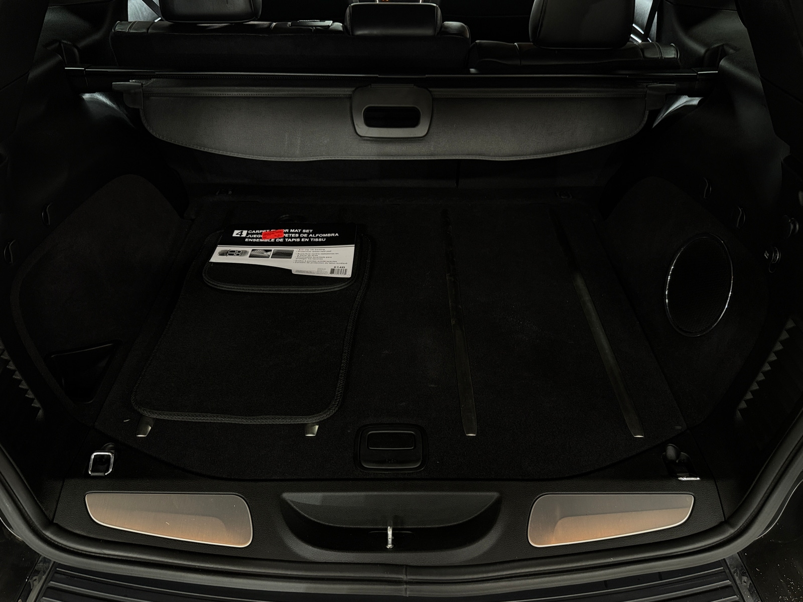Thumbnail: 2014 Jeep Grand Cherokee - 6