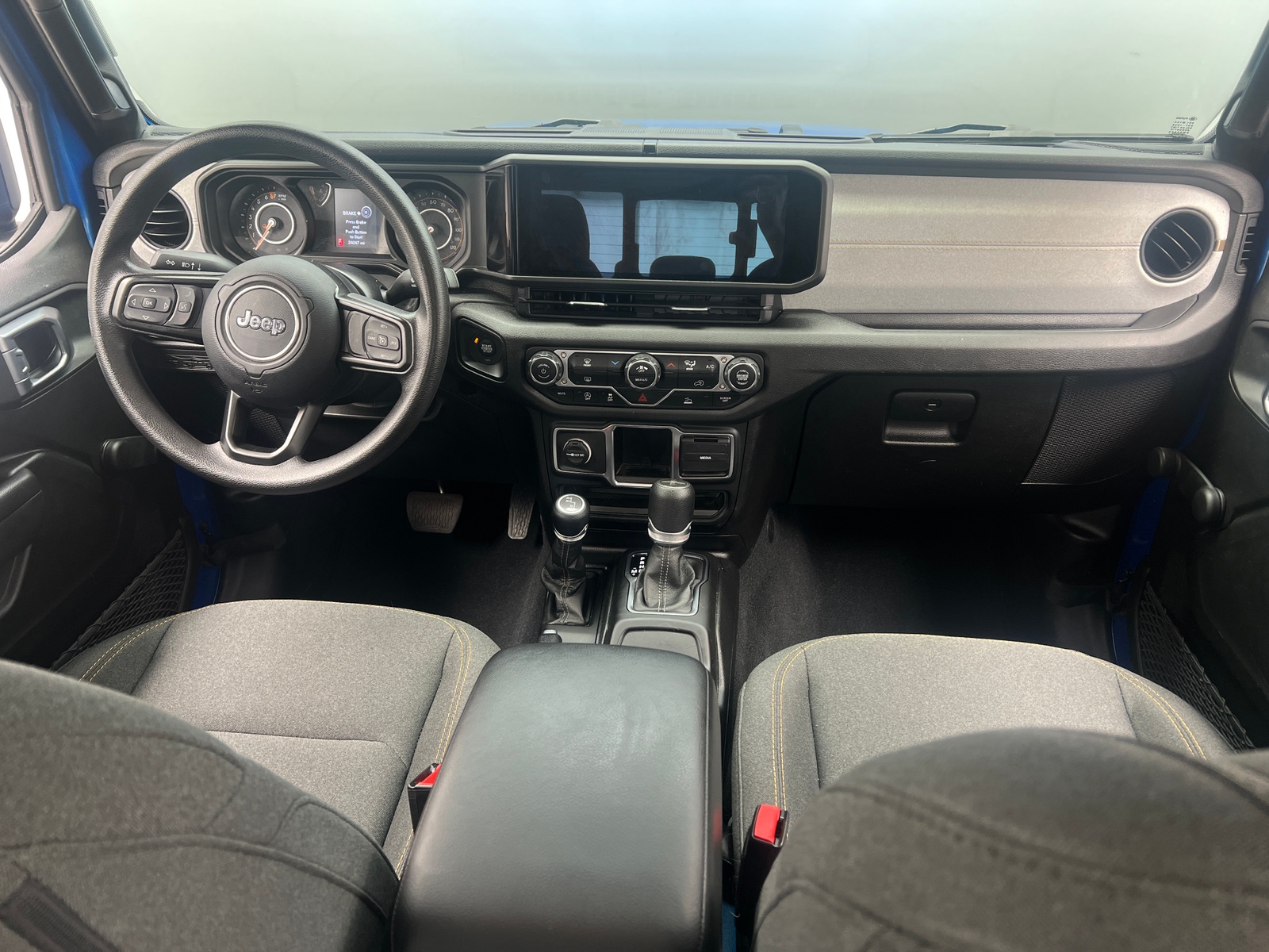 Thumbnail: 2024 Jeep Gladiator - 3